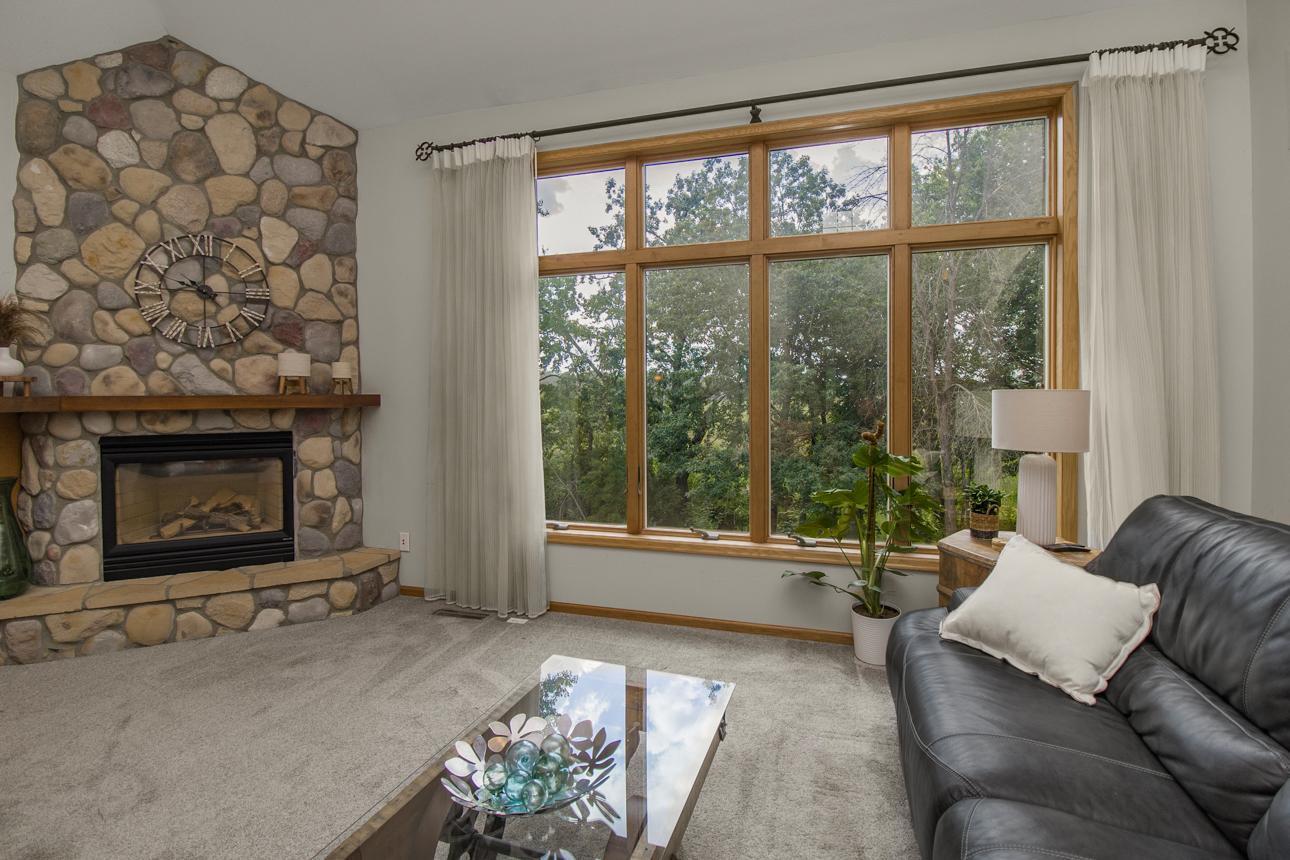 Lino Lakes, Minnesota, 55038, United States, 4 Bedrooms Bedrooms, ,4 BathroomsBathrooms,Residential,For Sale,1938952