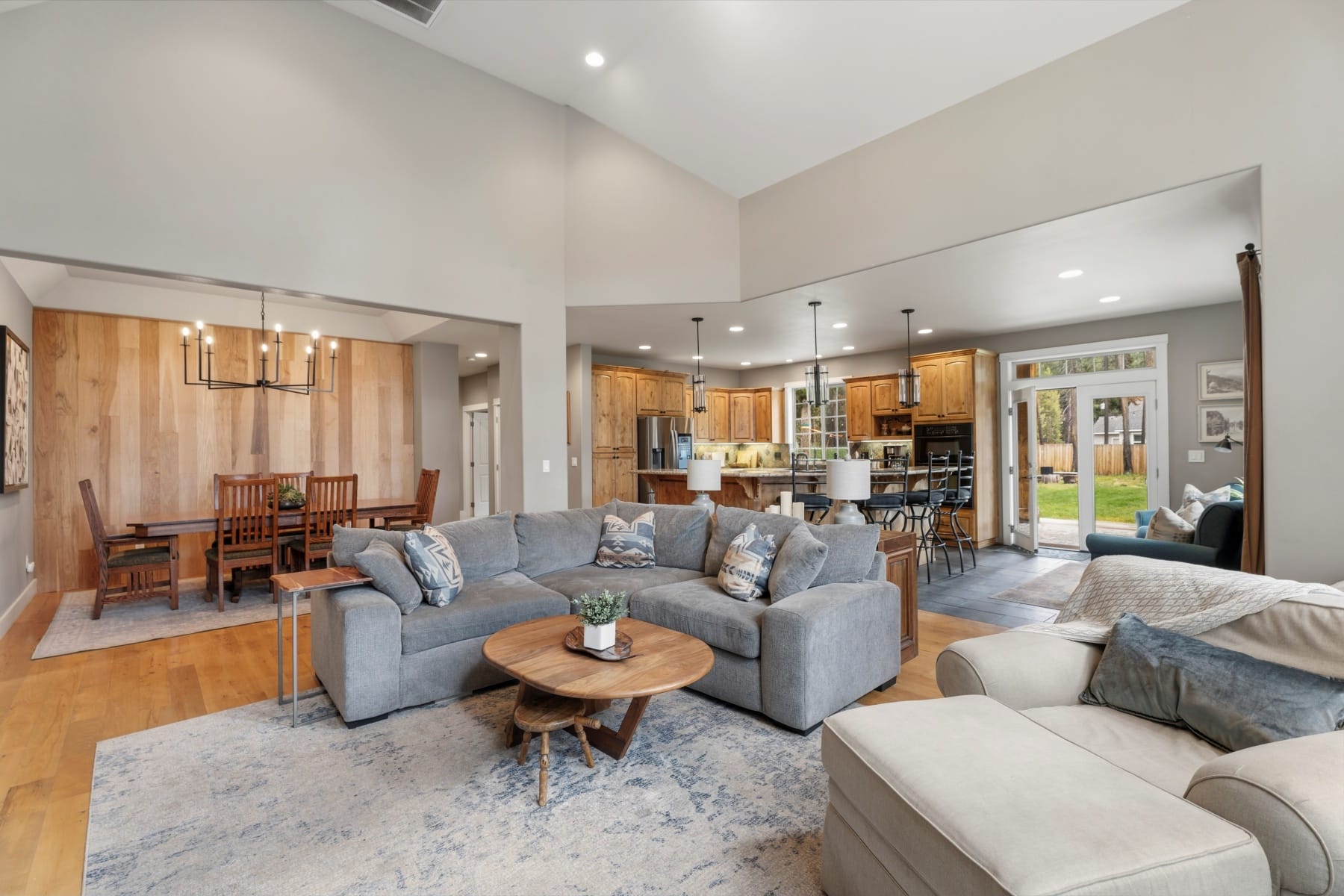  17169 Kingsburg Road Bend, OR 97707 - 物件實景