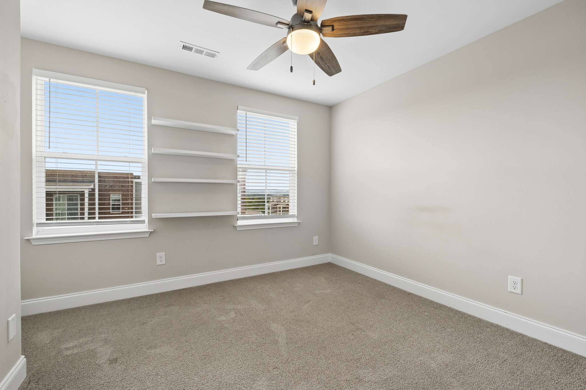  3318 Tasker Dr, Antioch, TN, 37013 - 物件實景