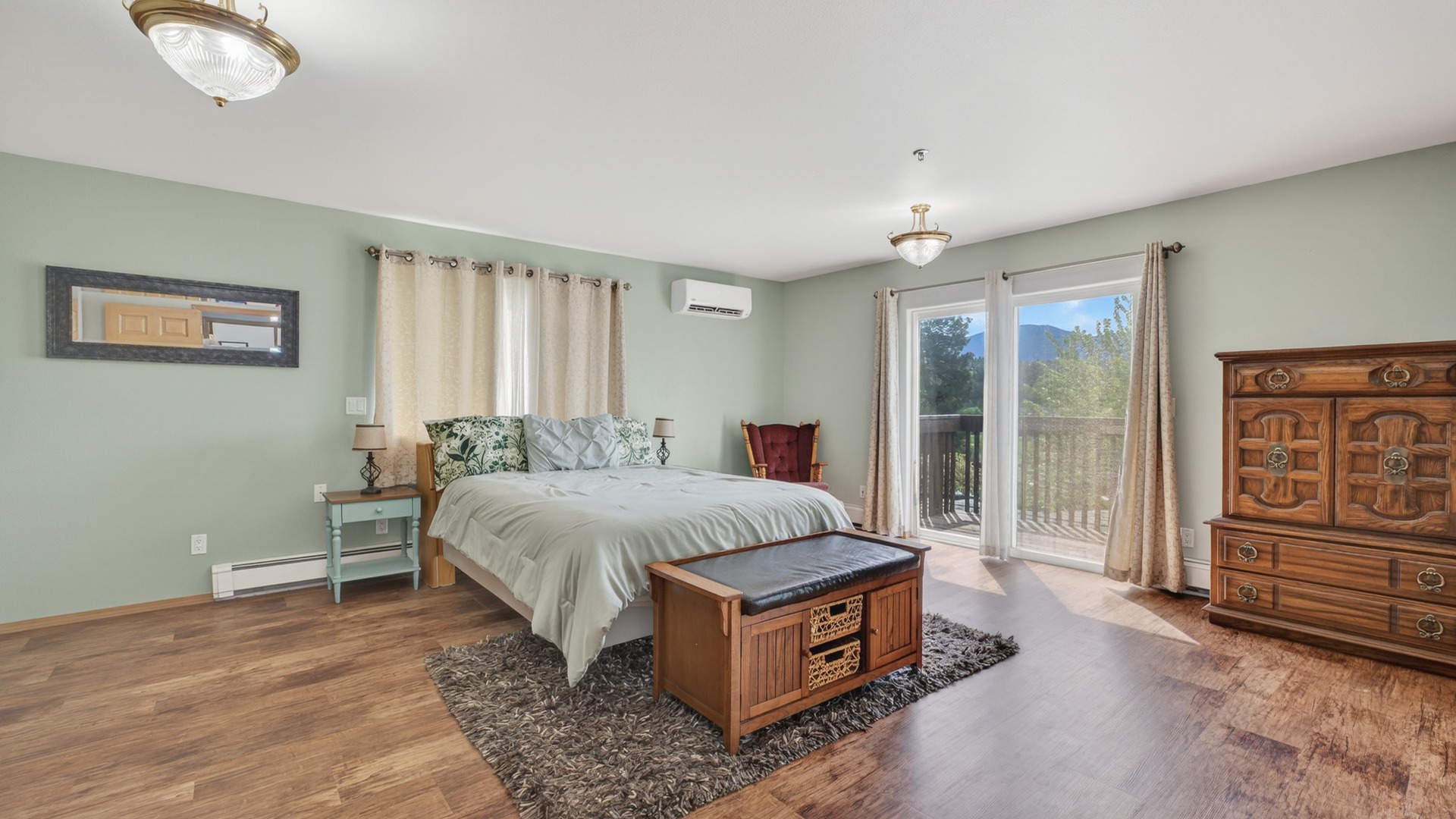 Bonners Ferry, Idaho, 83805, United States, 4 Bedrooms Bedrooms, ,4 BathroomsBathrooms,Residential,For Sale,1980199