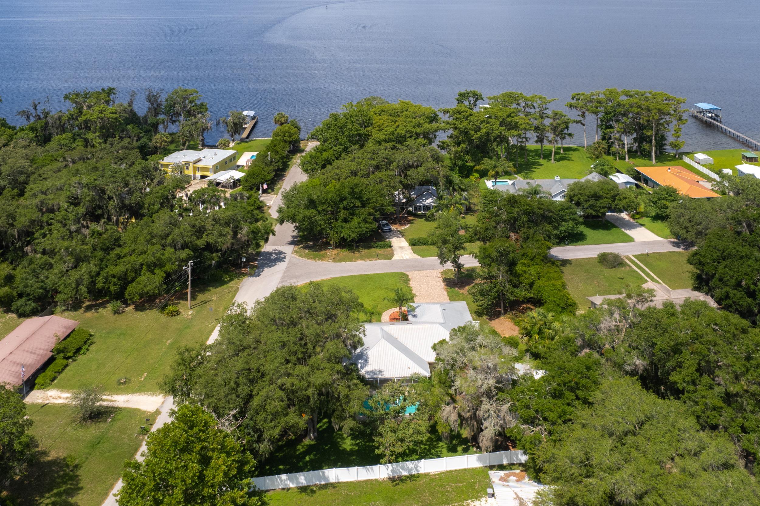 East Palatka, Florida, 32131, United States, 3 Bedrooms Bedrooms, ,2 BathroomsBathrooms,Residential,For Sale,1983358