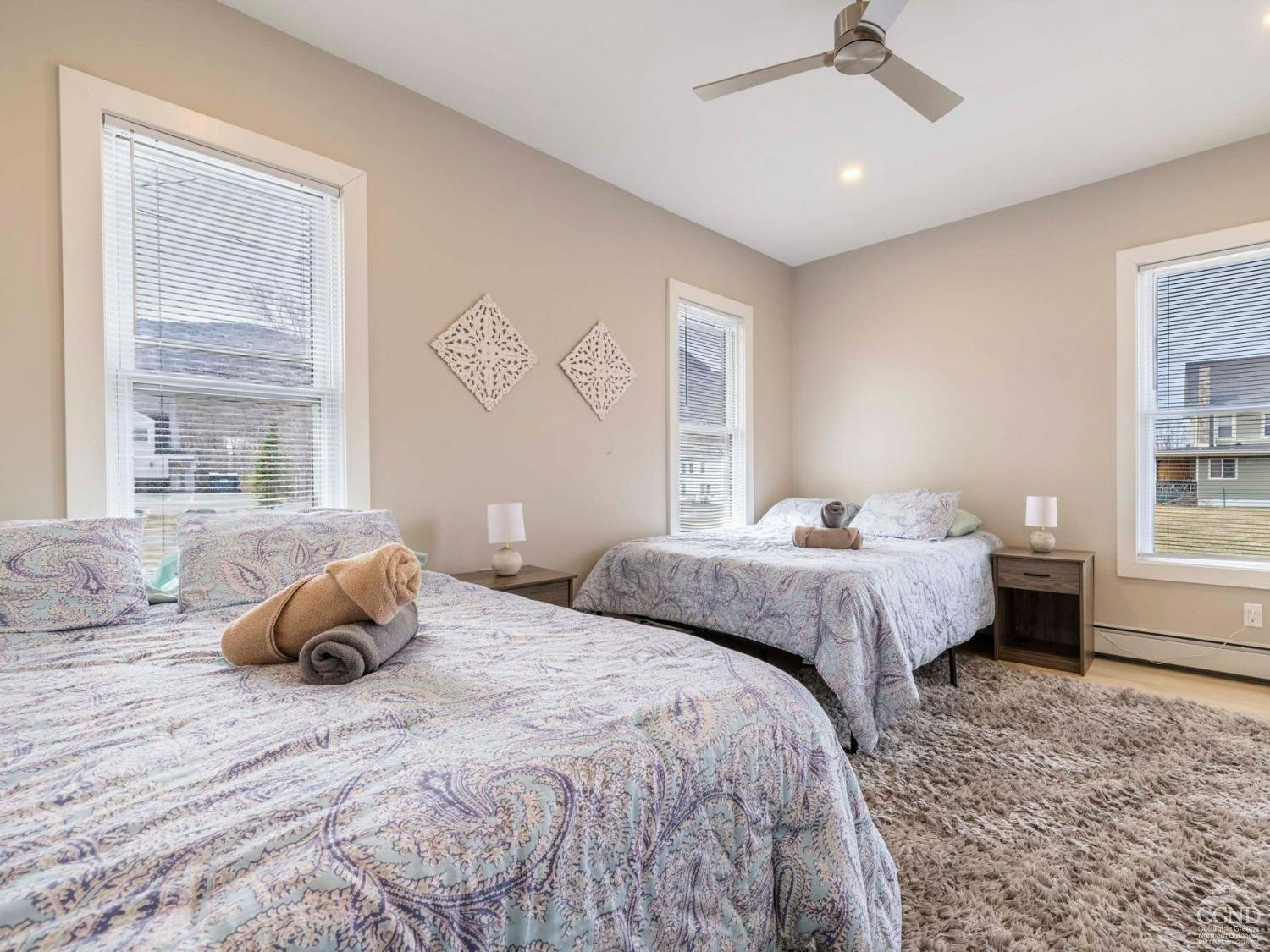 Hunter, New York, 12444, United States, 5 Bedrooms Bedrooms, ,2 BathroomsBathrooms,Residential,For Sale,1766229