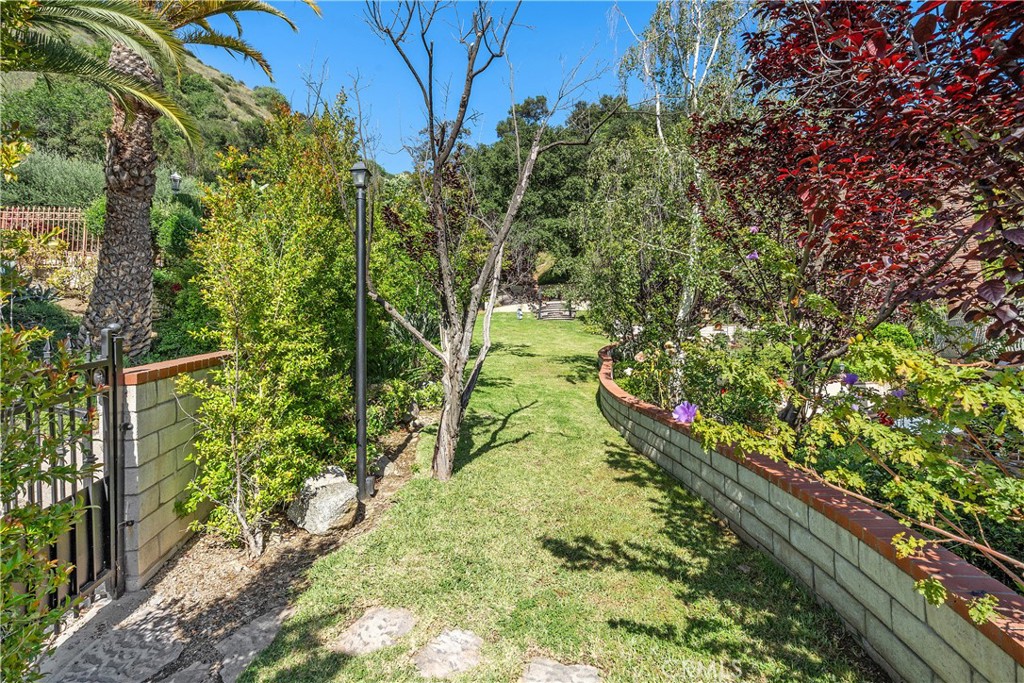 Glendora, California, 91741, United States, 5 Bedrooms Bedrooms, ,6 BathroomsBathrooms,Residential,For Sale,1828291