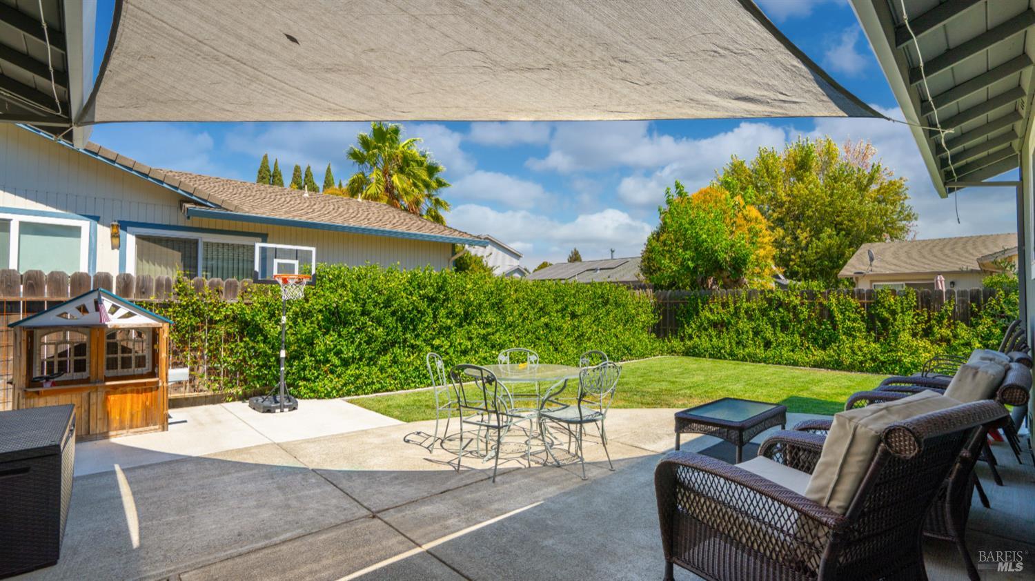 Fairfield, California, 94534, United States, 3 Bedrooms Bedrooms, ,2 BathroomsBathrooms,Residential,For Sale,1939081