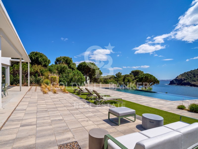 Girona, Colera, Colera Girona, Colera, Colera Giro, Colera, Catalonia, ES, 5 Bedrooms Bedrooms, ,4 BathroomsBathrooms,Residential,For Sale,Girona, Colera, Colera Girona, Colera, Colera Giro,1615744
