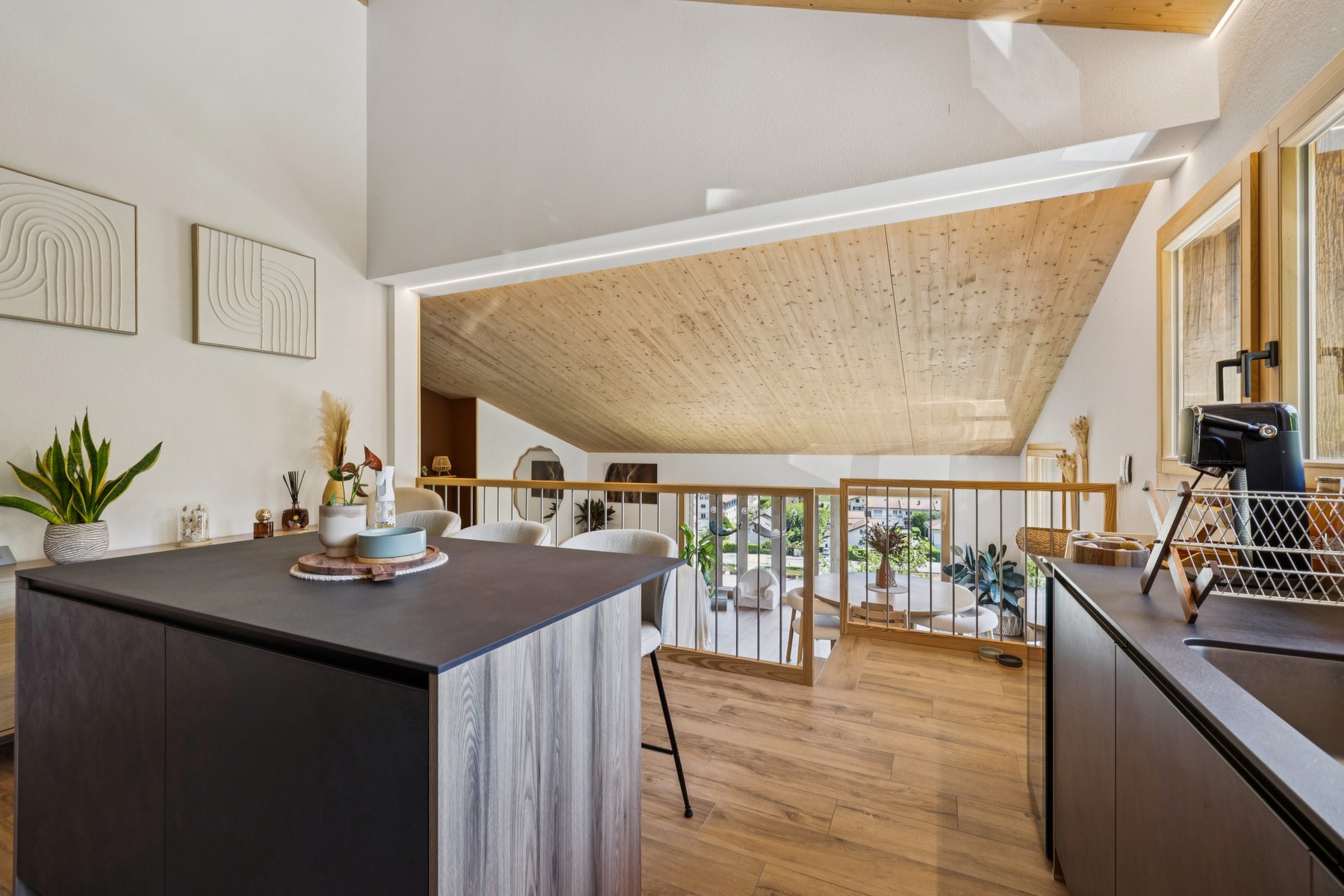  Exceptional triplex apartment in the heart of Saillon