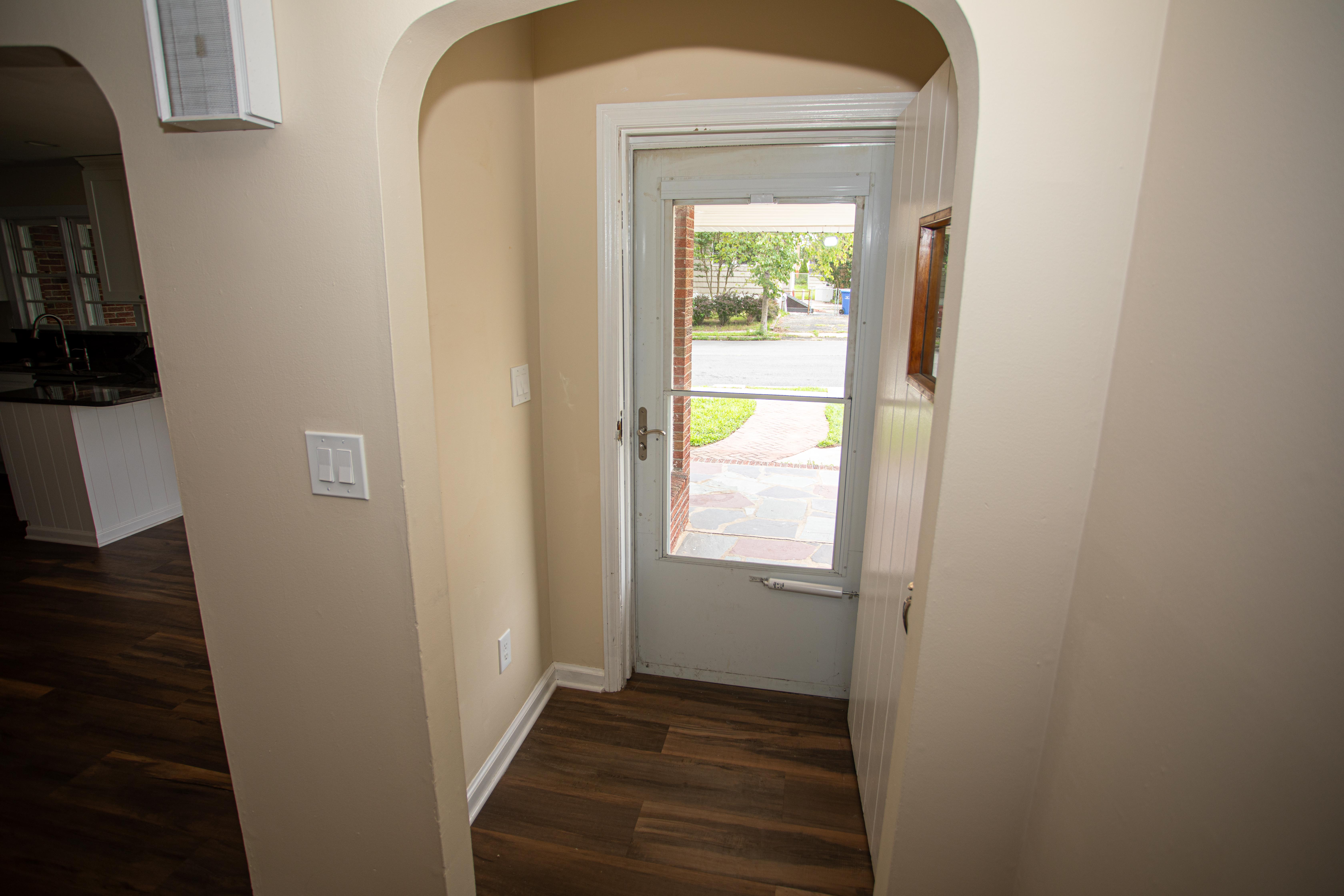 1220 - South Amboy, New Jersey, 08879, United States, 3 Bedrooms Bedrooms, ,2 BathroomsBathrooms,Residential,For Sale,1983627