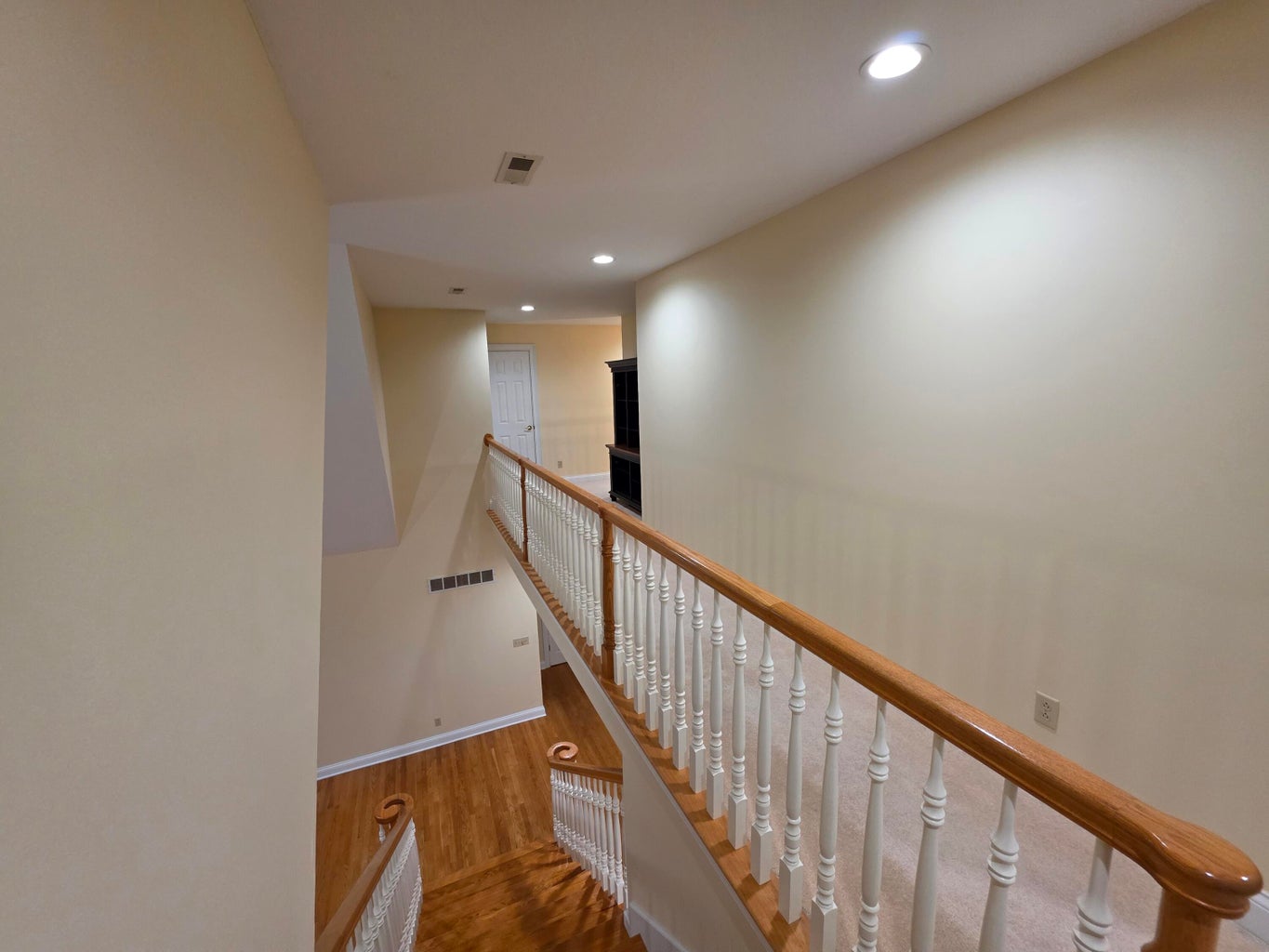 Somerset, Kentucky, 42503, United States, 4 Bedrooms Bedrooms, ,4 BathroomsBathrooms,Residential,For Sale,2048001
