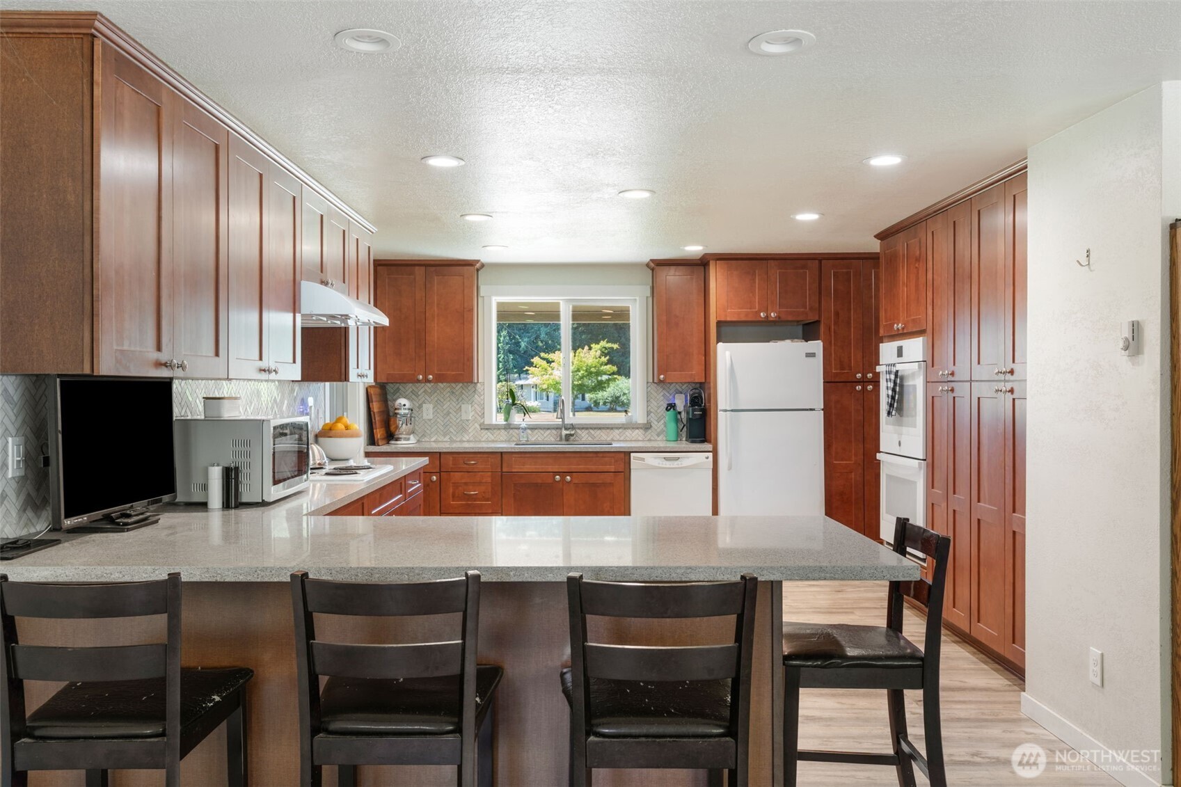 Olympia, Washington, 98512, United States, 3 Bedrooms Bedrooms, ,2 BathroomsBathrooms,Residential,For Sale,1944726