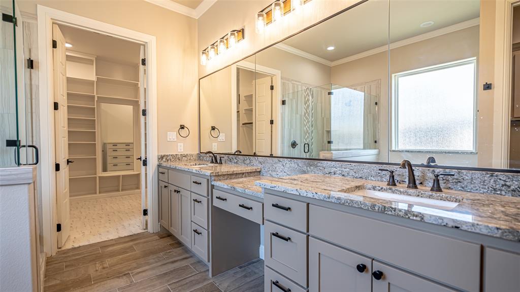 Granbury, Texas, 76048, United States, 3 Bedrooms Bedrooms, ,3 BathroomsBathrooms,Residential,For Sale,1996630