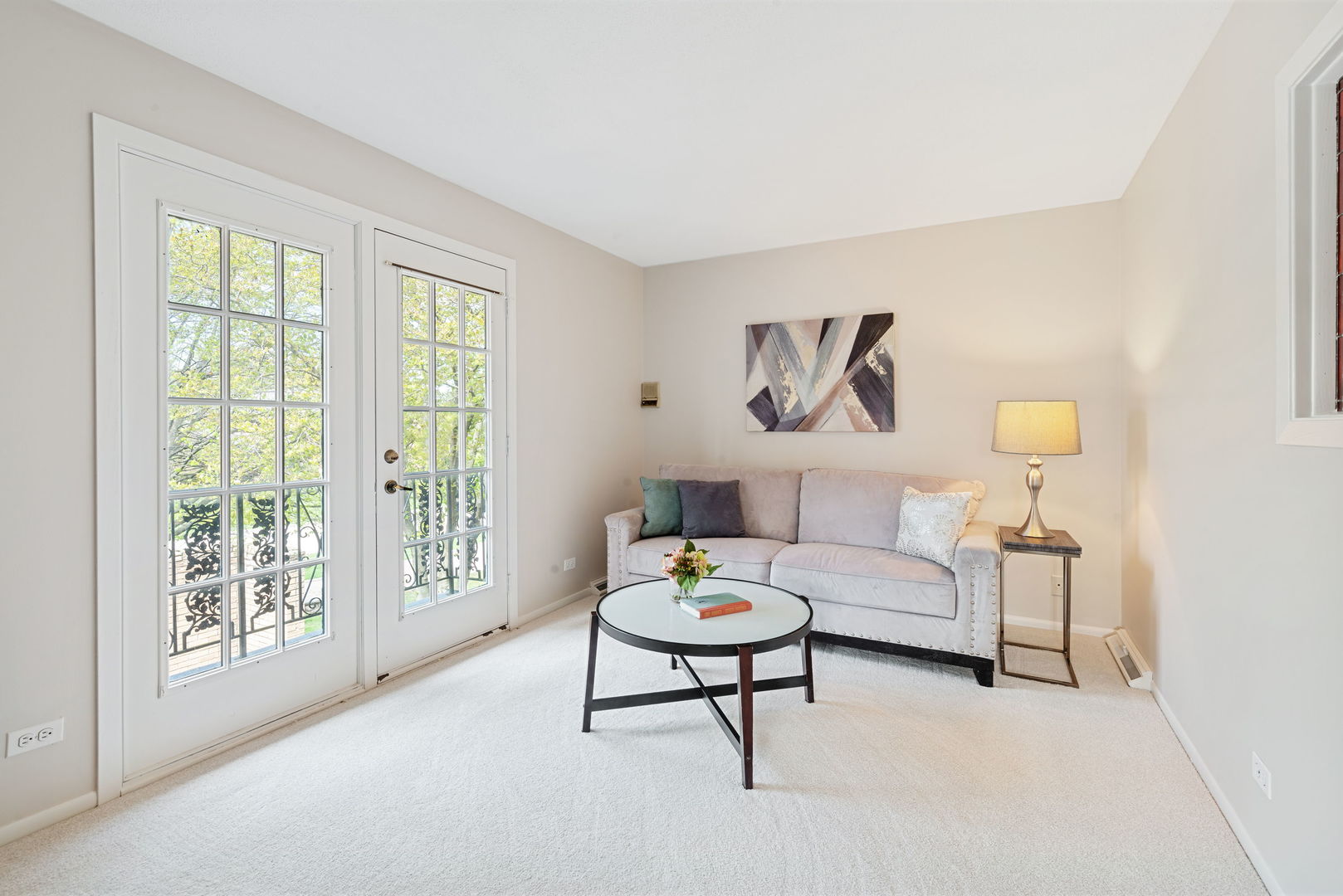 Oak Brook, Illinois, 60523, United States, 5 Bedrooms Bedrooms, ,6 BathroomsBathrooms,Residential,For Sale,1796873