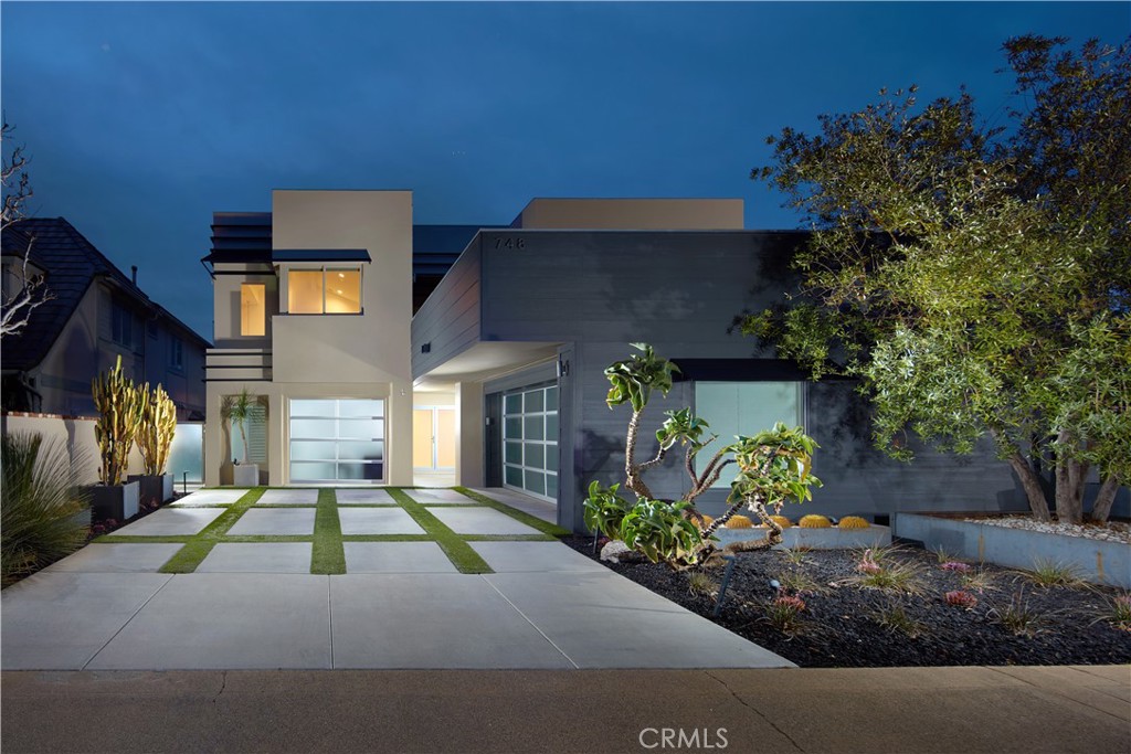 Newport Beach, California, 92660, United States, 4 Bedrooms Bedrooms, ,4 BathroomsBathrooms,Residential,For Sale,1751801