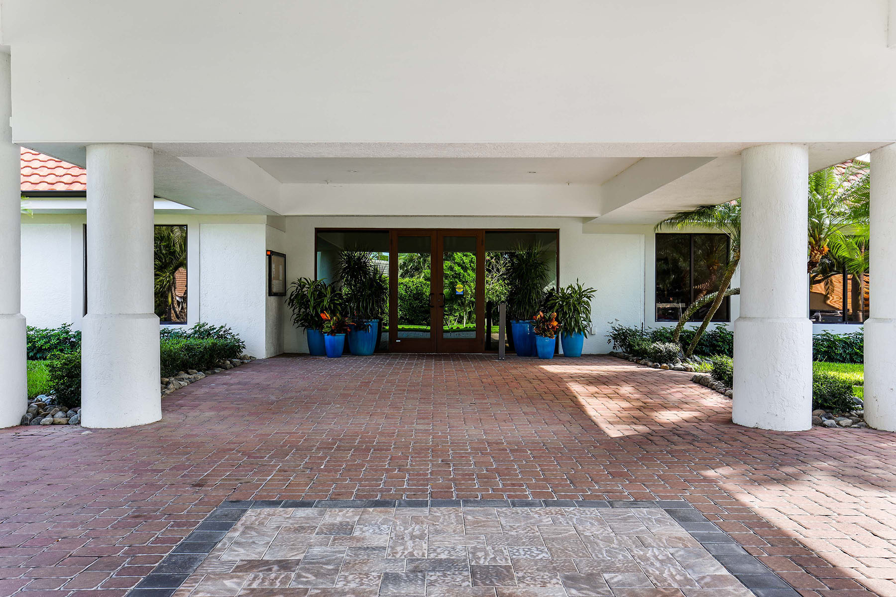  ROYAL WOOD - COBBLESTONE COURT - 物件實景