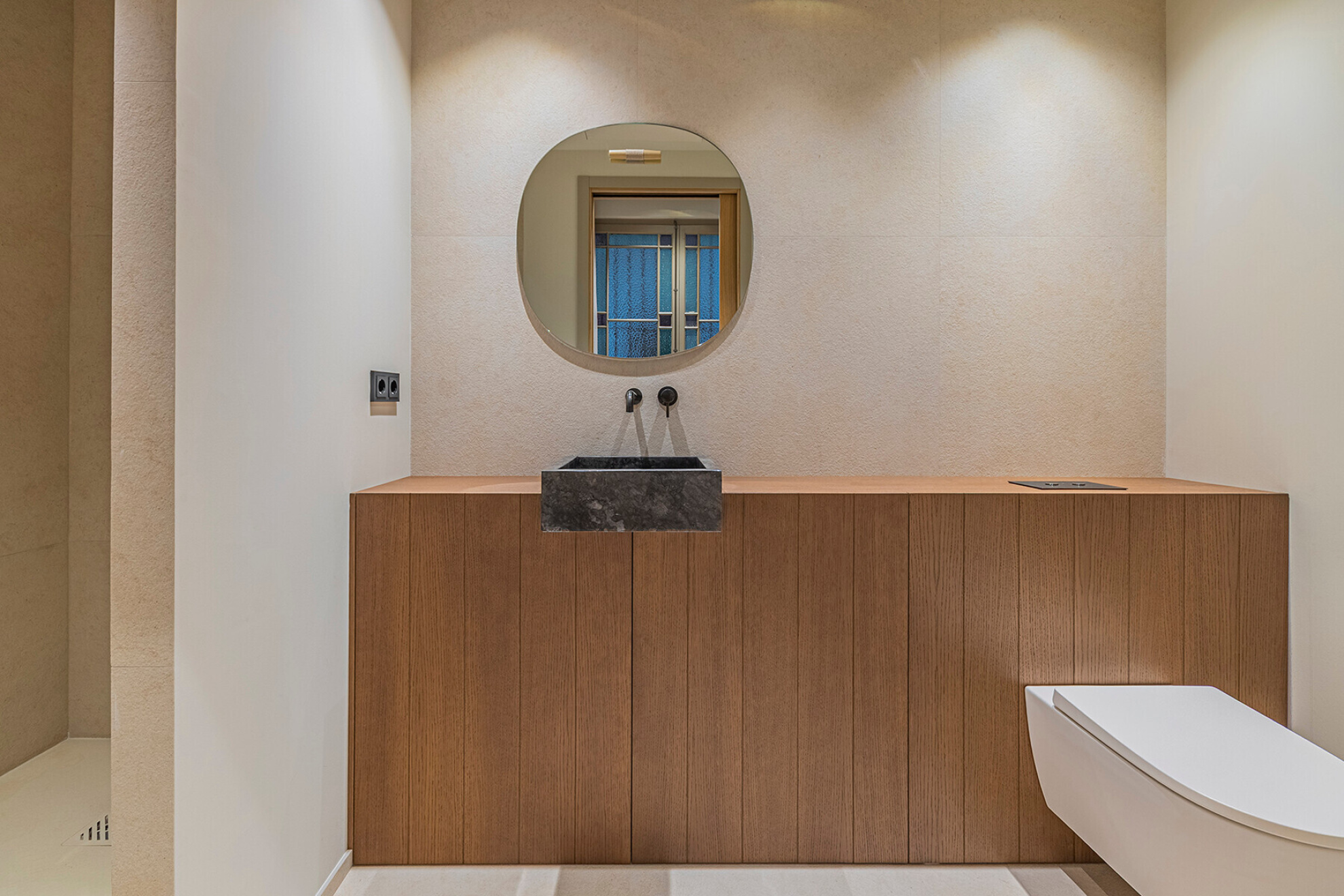  Refurbished modernist apartment in Eixample with luxury finishes - 物件實景