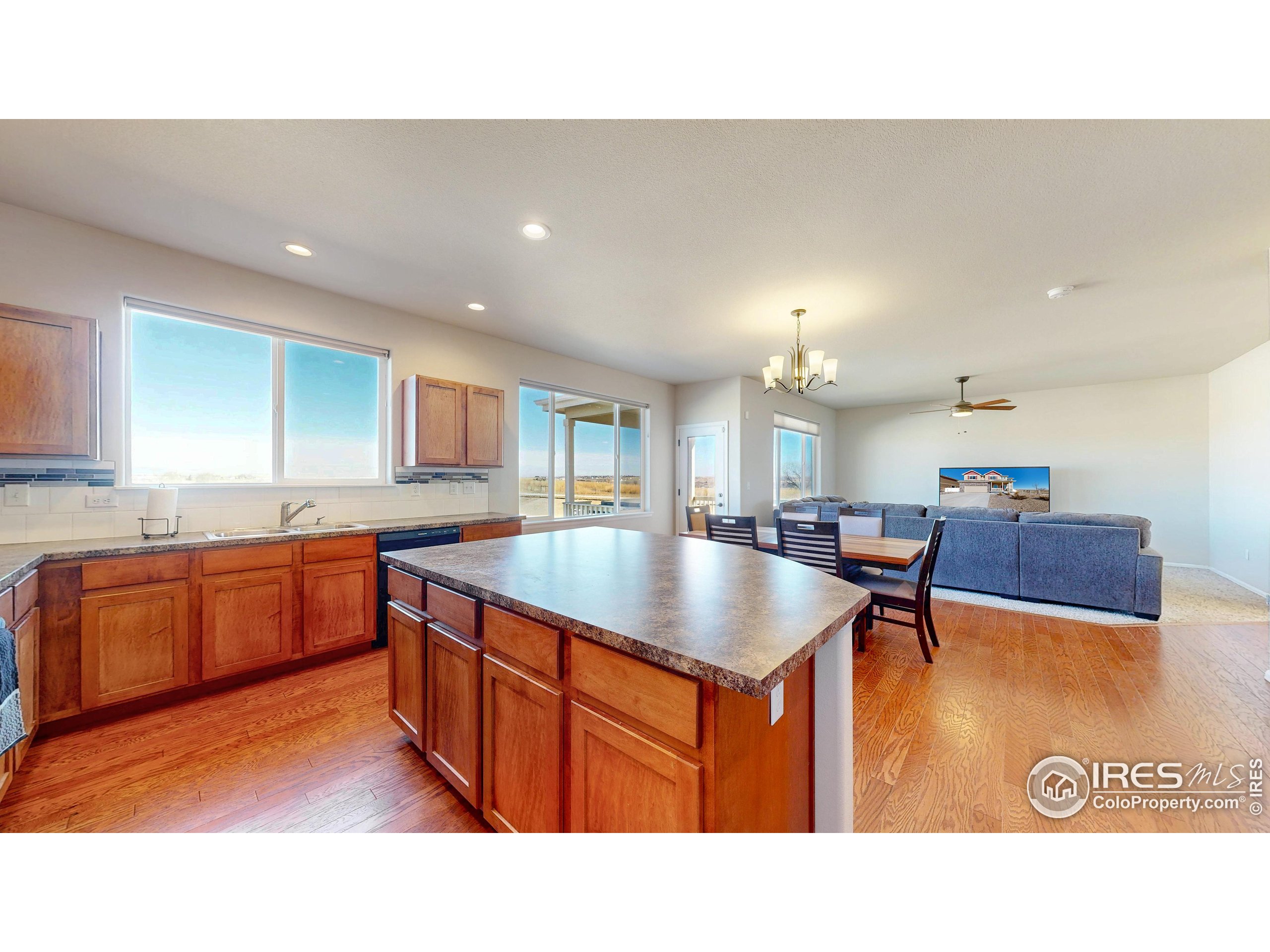 Johnstown, Colorado, 80534, United States, 4 Bedrooms Bedrooms, ,3 BathroomsBathrooms,Residential,For Sale,1911413