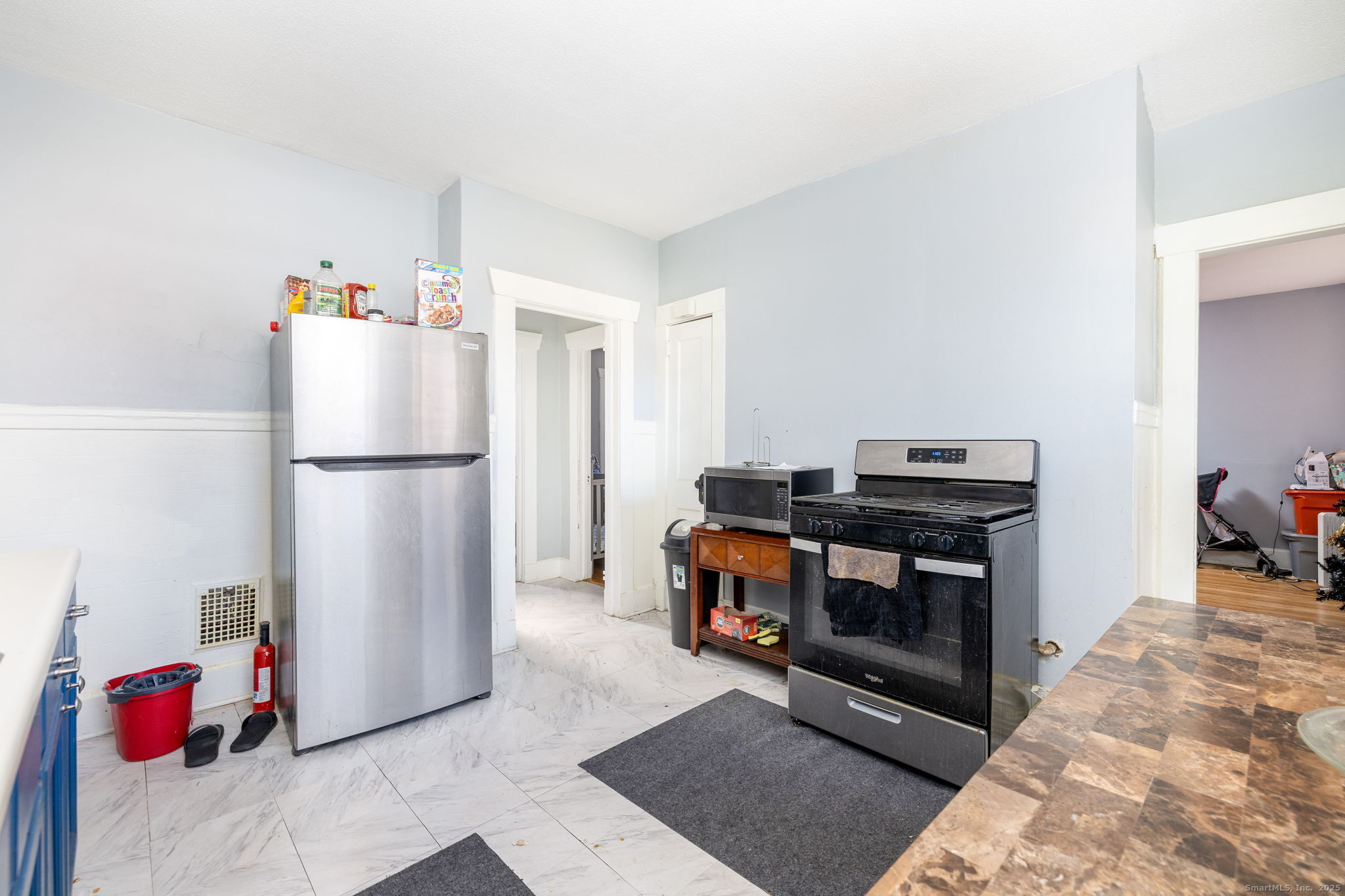 Hartford, Connecticut, 06105, United States, 8 Bedrooms Bedrooms, ,3 BathroomsBathrooms,Residential,For Sale,1994837