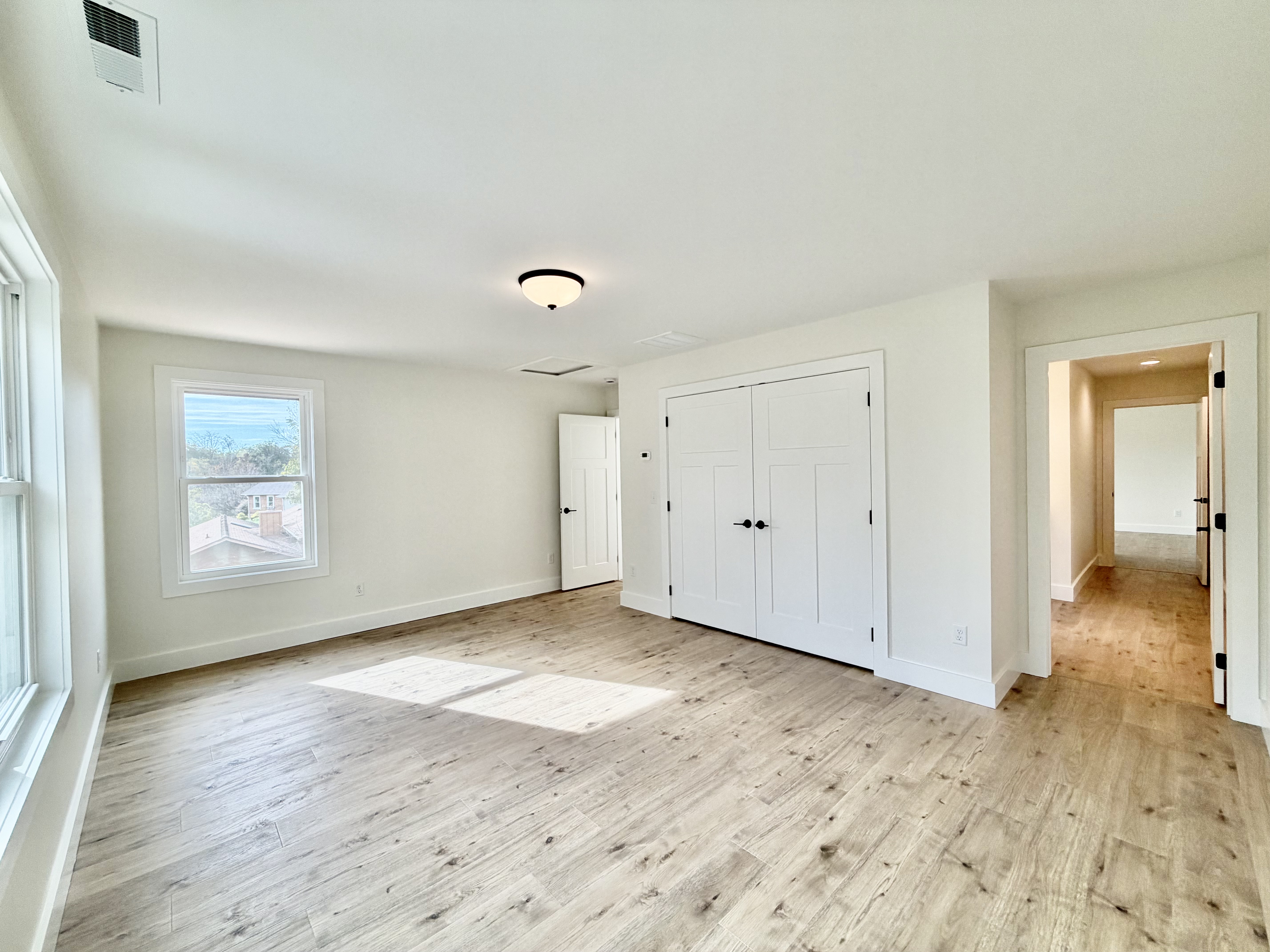 Mars Hill, North Carolina, 28754, United States, 3 Bedrooms Bedrooms, ,3 BathroomsBathrooms,Residential,For Sale,1984303