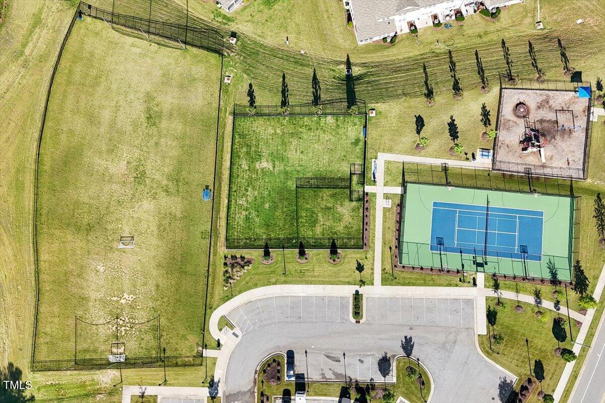 Durham, North Carolina, 27703, United States, 5 Bedrooms Bedrooms, ,3 BathroomsBathrooms,Residential,For Sale,1901808
