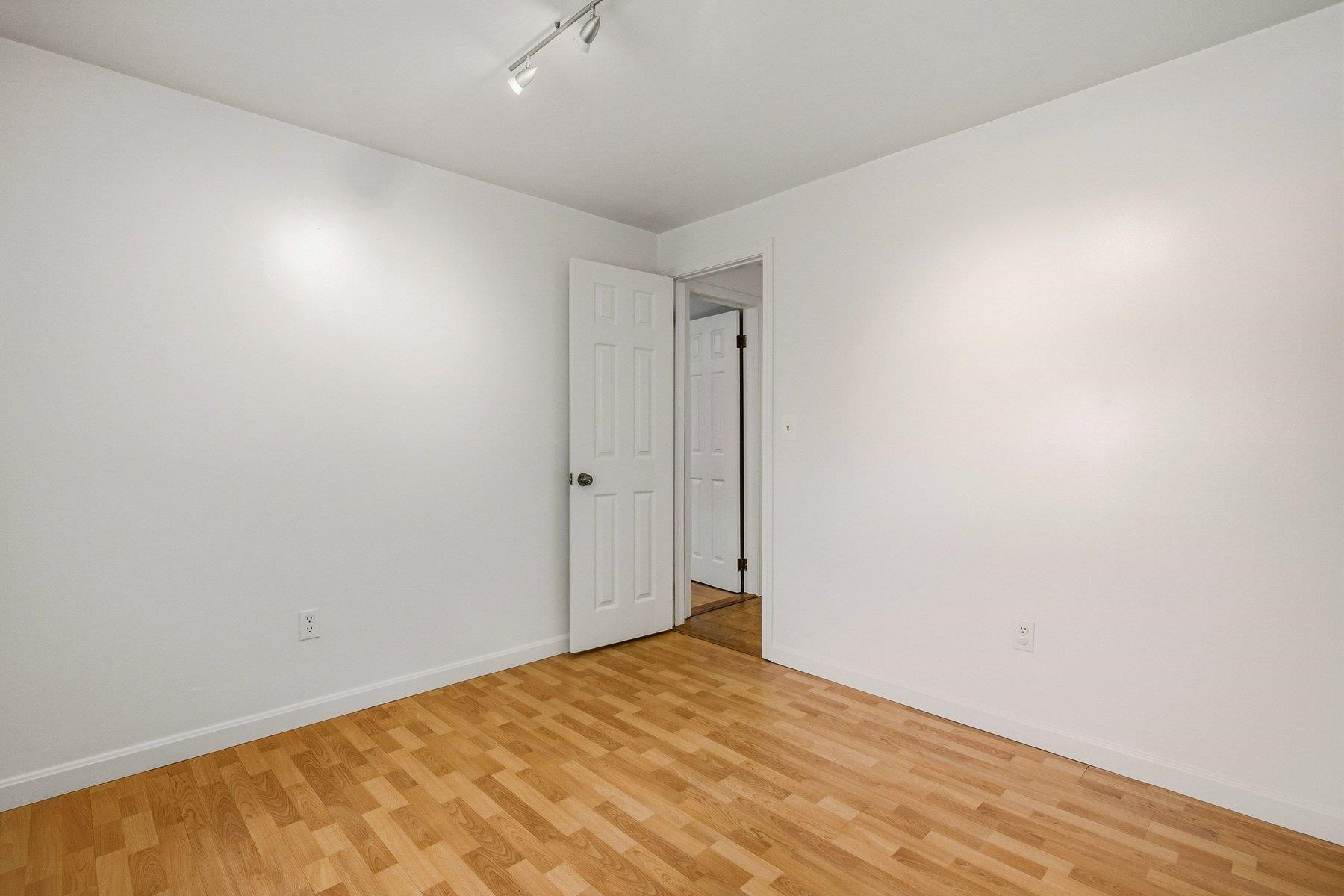  2 Bayberry Lane, Hampton, NH, 03842 - 物件實景