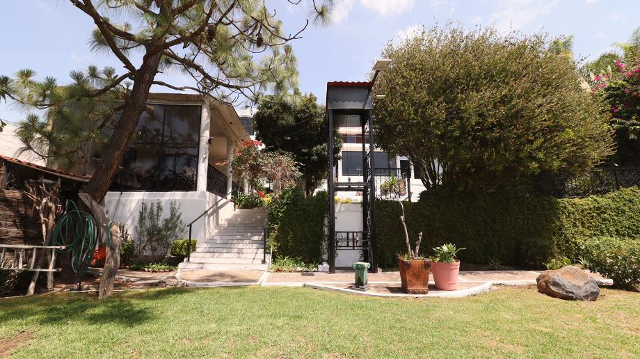 Morelia, Michoacán de Ocampo, 58337, Mexico, 16 Bedrooms Bedrooms, ,14 BathroomsBathrooms,Residential,For Sale,1850325