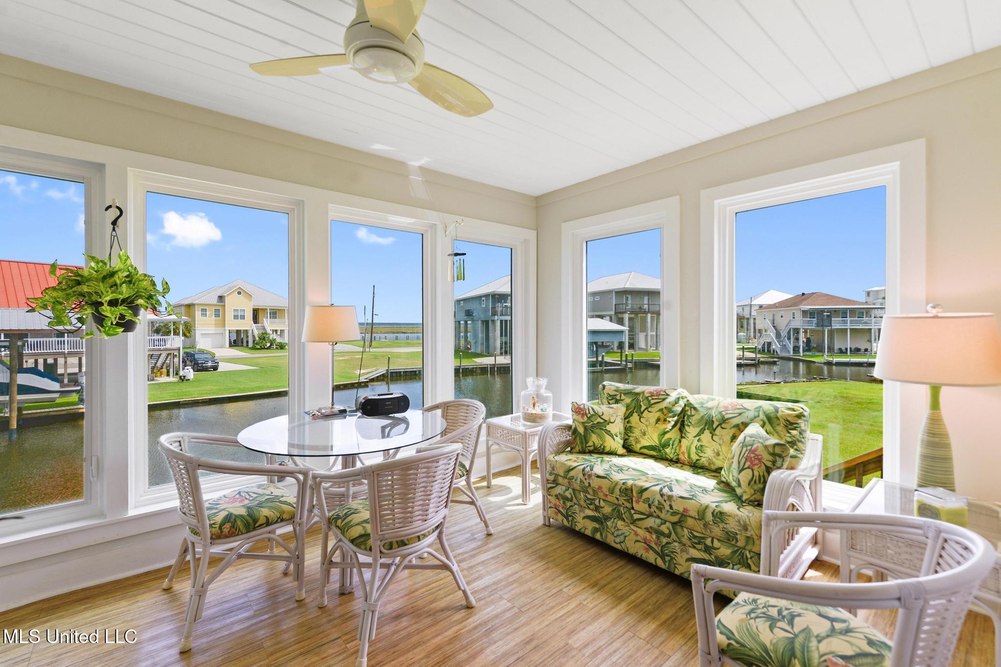 Bay Saint Louis, Mississippi, 39520, United States, 2 Bedrooms Bedrooms, ,2 BathroomsBathrooms,Residential,For Sale,1913082