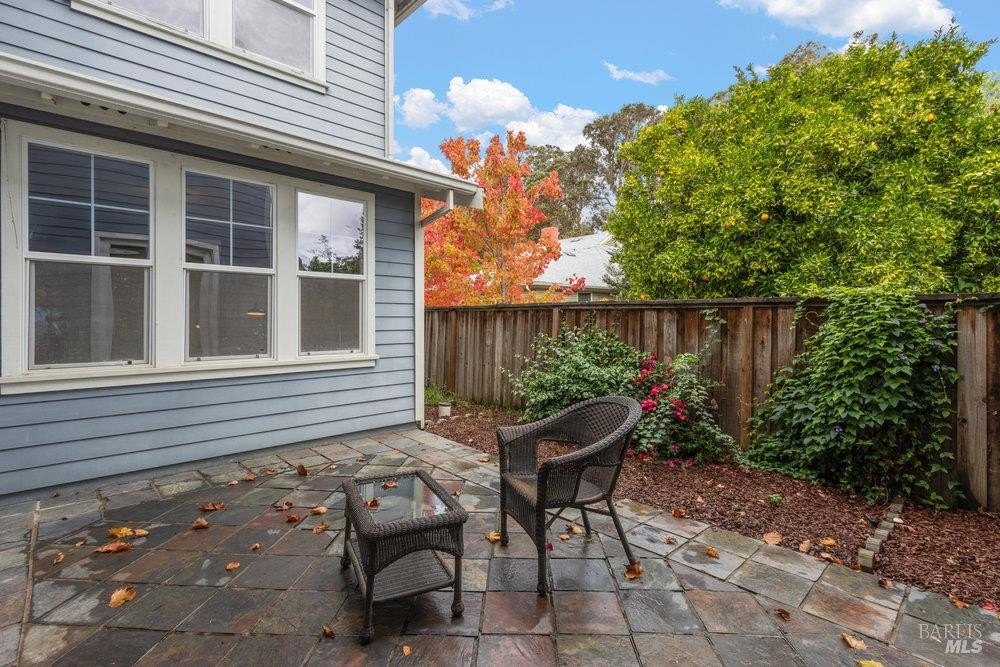 Vallejo, California, 94592, United States, 4 Bedrooms Bedrooms, ,3 BathroomsBathrooms,Residential,For Sale,1990283