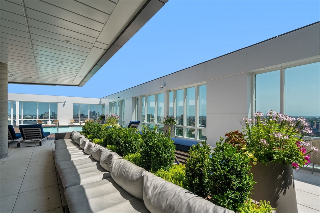 Boston, Massachusetts, 02215, United States, 1 Bedroom Bedrooms, ,1 BathroomBathrooms,Residential,For Sale,1938764