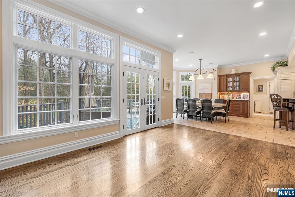 Tenafly, New Jersey, 07670, United States, 6 Bedrooms Bedrooms, ,5 BathroomsBathrooms,Residential,For Sale,1743574