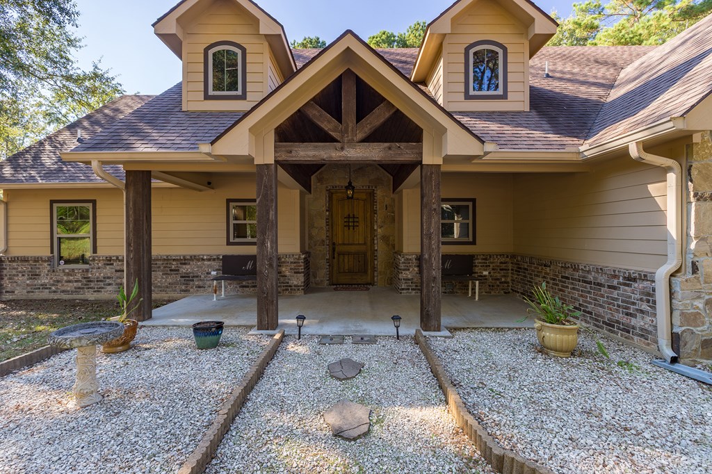 Etoile, Texas, 75944, United States, 3 Bedrooms Bedrooms, ,2 BathroomsBathrooms,Residential,For Sale,1989857