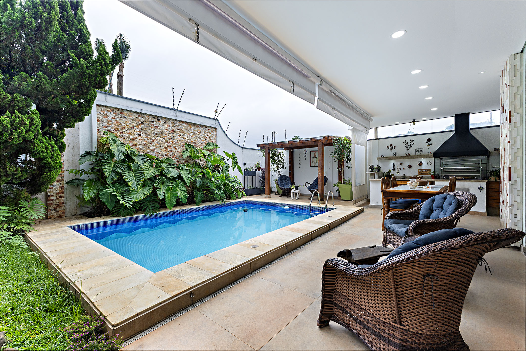  Exclusive residence in a distinctive gated community with five suites - 物件實景