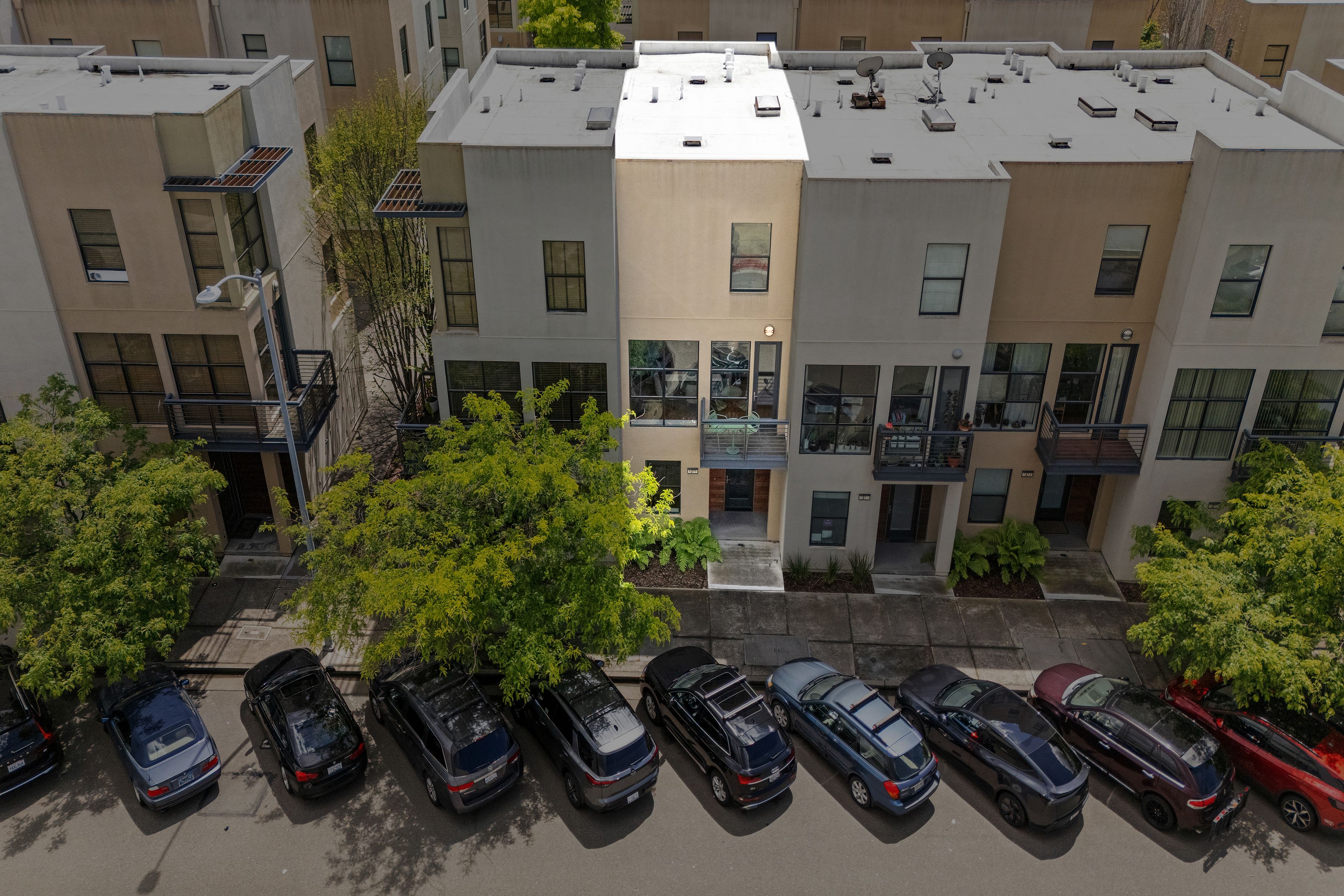  Modern Townhome in Prime North Oakland - 物件實景