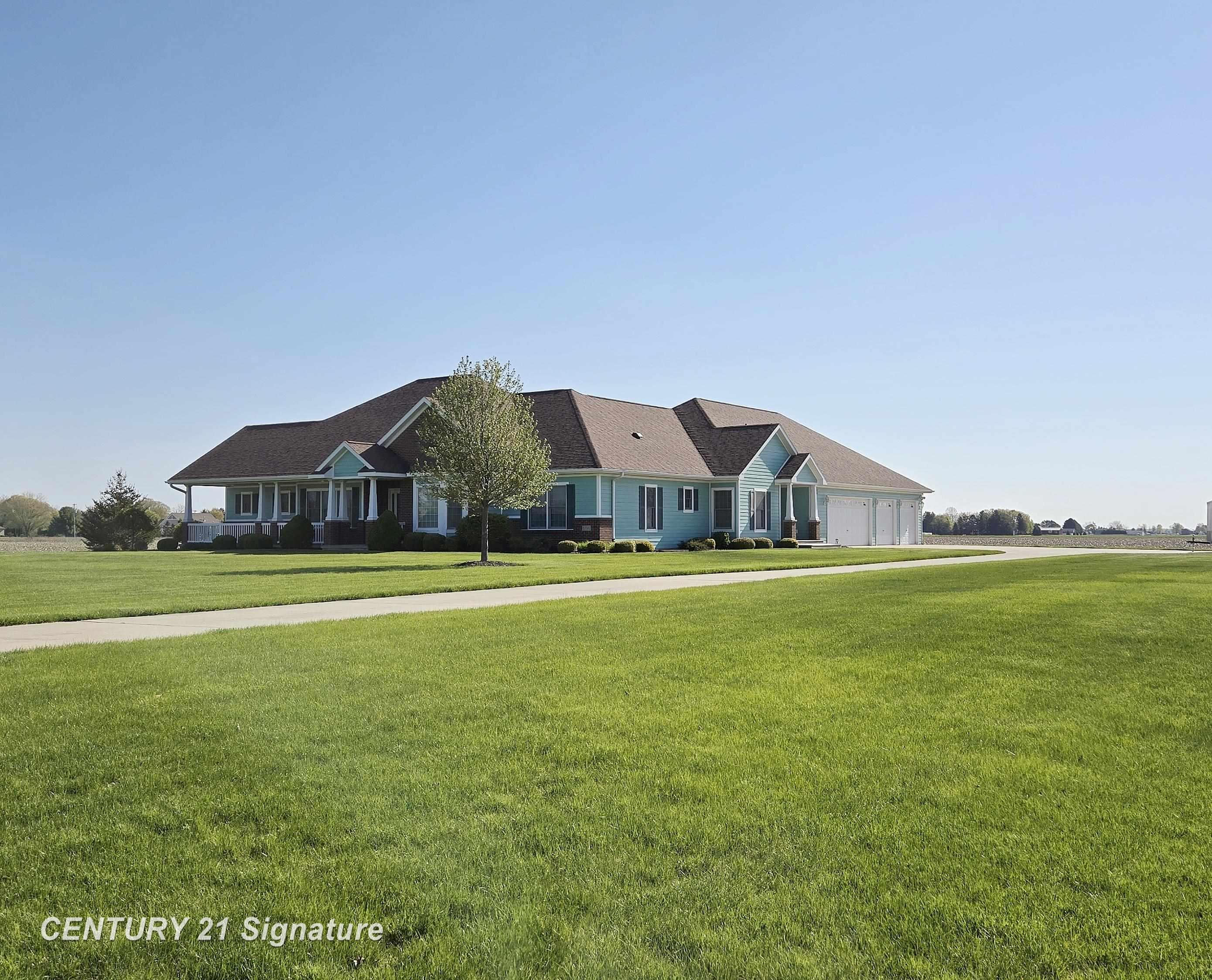 Freeland, Michigan, 48623, United States, 5 Bedrooms Bedrooms, ,4 BathroomsBathrooms,Residential,For Sale,1973671