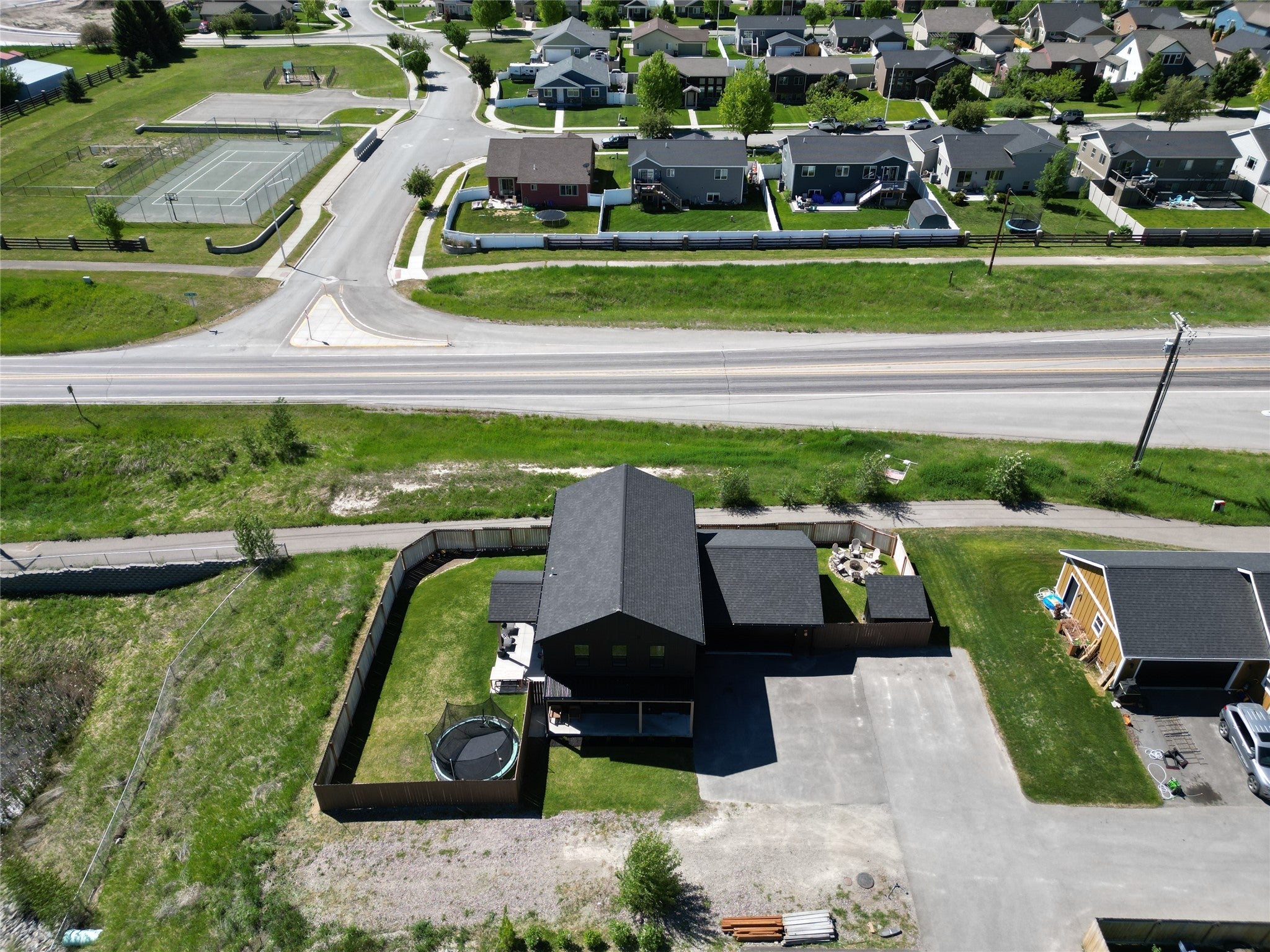 Kalispell, Montana, 59901, United States, 3 Bedrooms Bedrooms, ,3 BathroomsBathrooms,Residential,For Sale,1848783