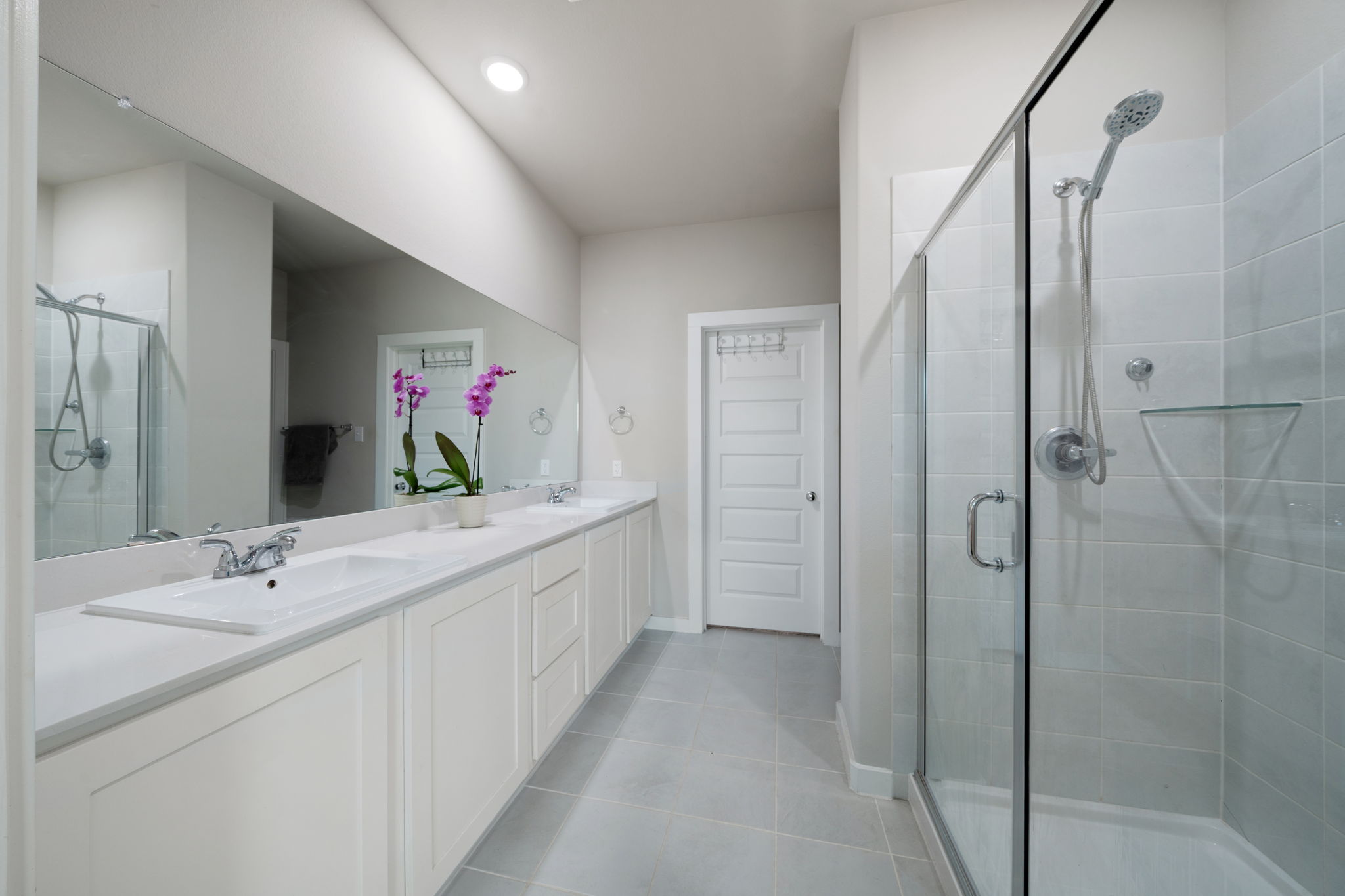  High Ceilings, Natural Light, and Modern Elegance in McKinney ISD - 物件實景