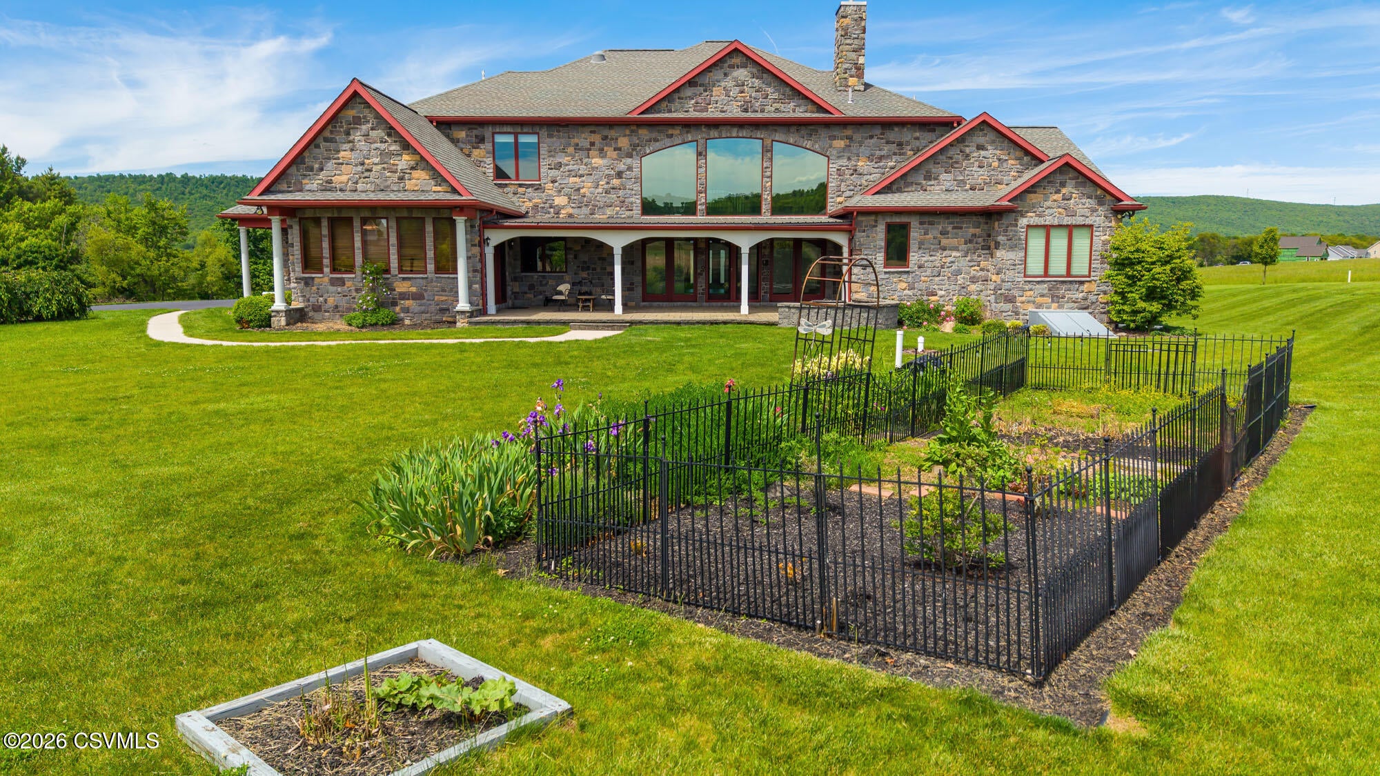 Berwick, Pennsylvania, 18603, United States, 4 Bedrooms Bedrooms, ,3 BathroomsBathrooms,Residential,For Sale,2005736