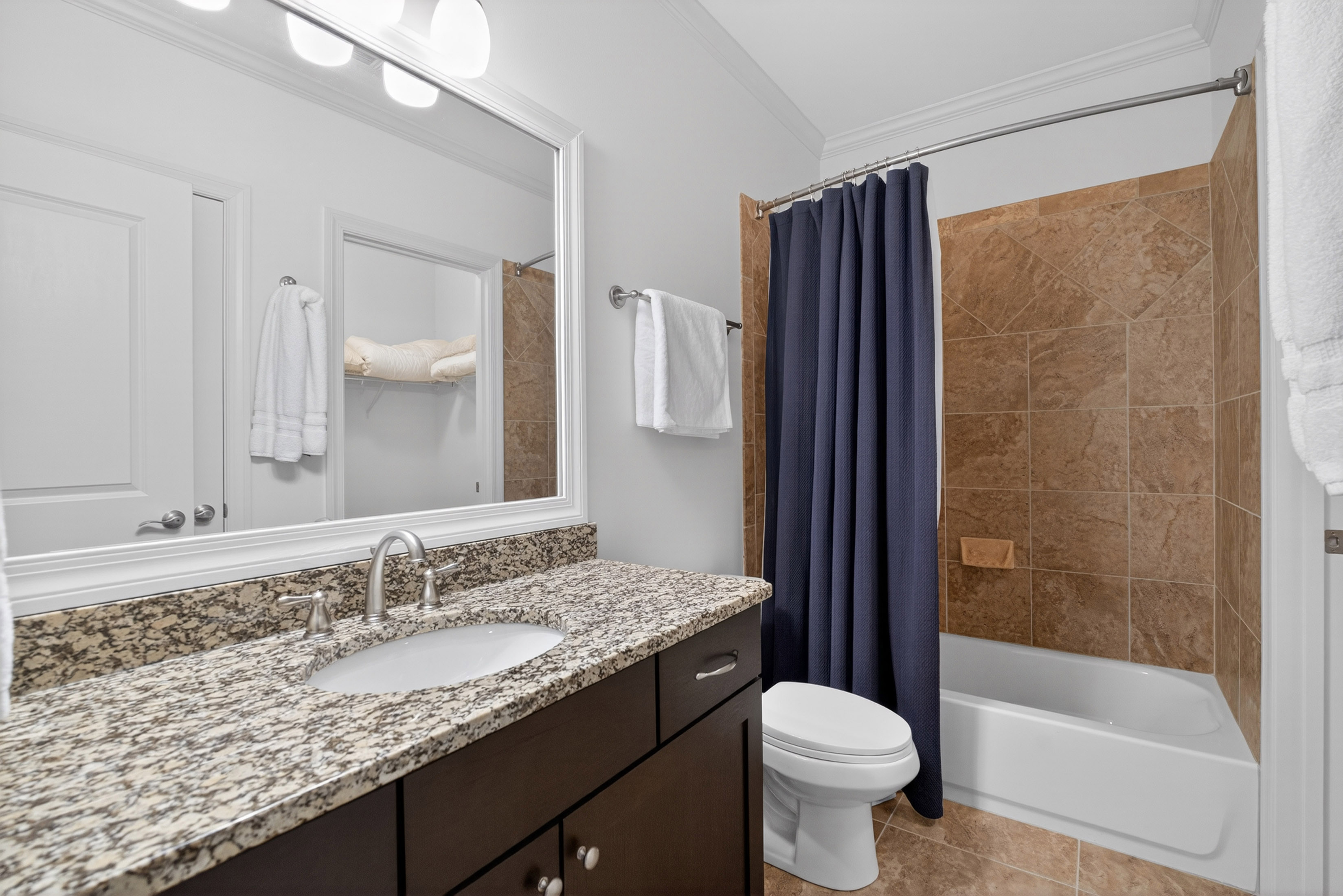  Experience Luxury in One of Georgia’s Most Prestigious Gated Golf Communities - 物件實景