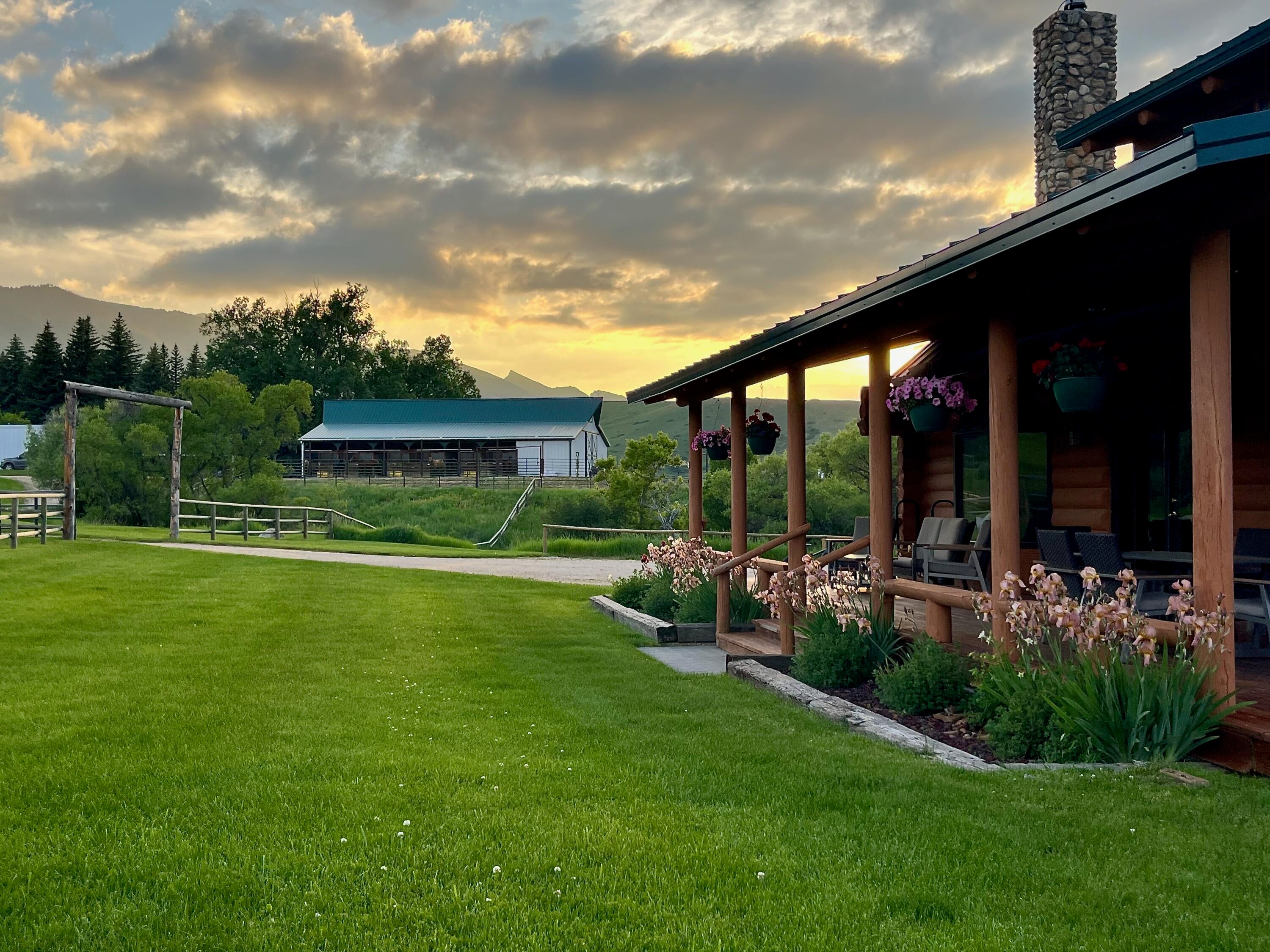 Big Horn, Wyoming, 82833, United States, 3 Bedrooms Bedrooms, ,4 BathroomsBathrooms,Residential,For Sale,2011301