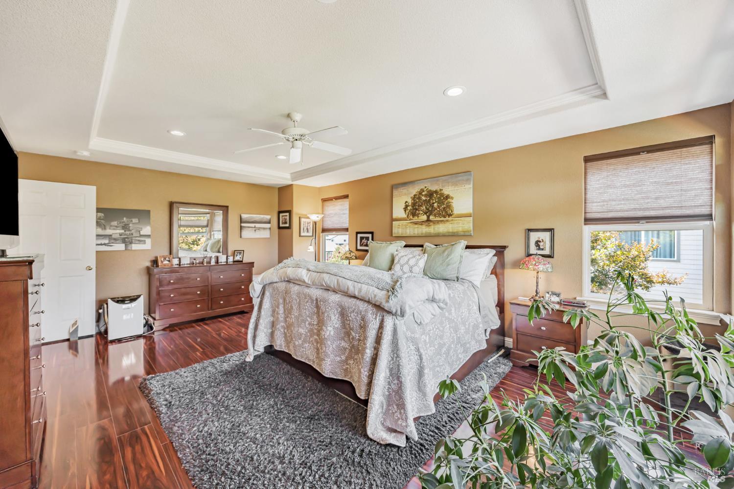 Windsor, California, 95492, United States, 4 Bedrooms Bedrooms, ,3 BathroomsBathrooms,Residential,For Sale,1942118