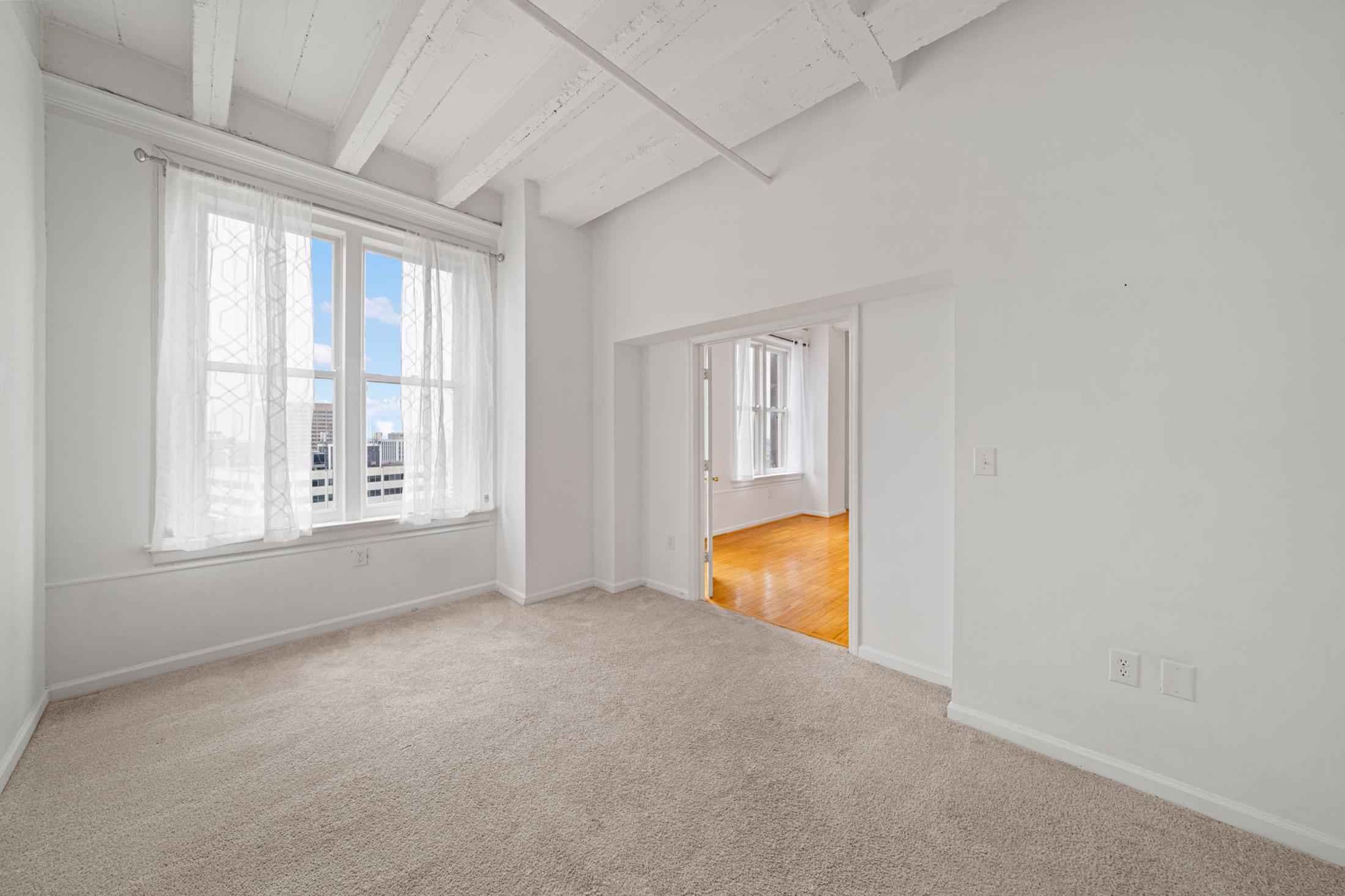  Beautifully Maintained Two Bedroom Condo in the Historic William Oliver Building - 物件實景