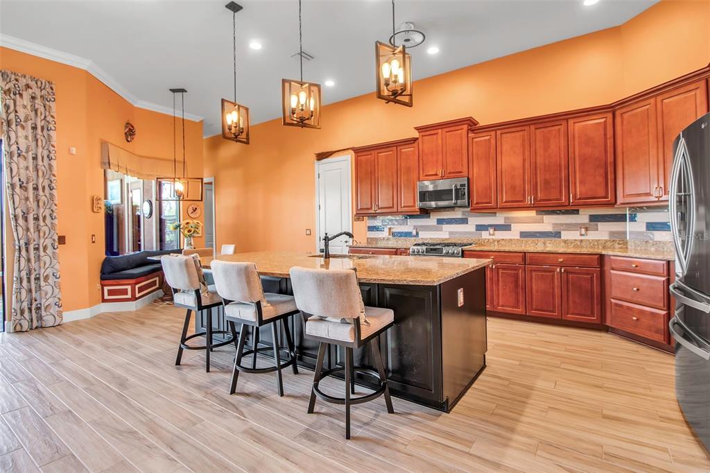 Sarasota, Florida, 34238, United States, 3 Bedrooms Bedrooms, ,4 BathroomsBathrooms,Residential,For Sale,1805272