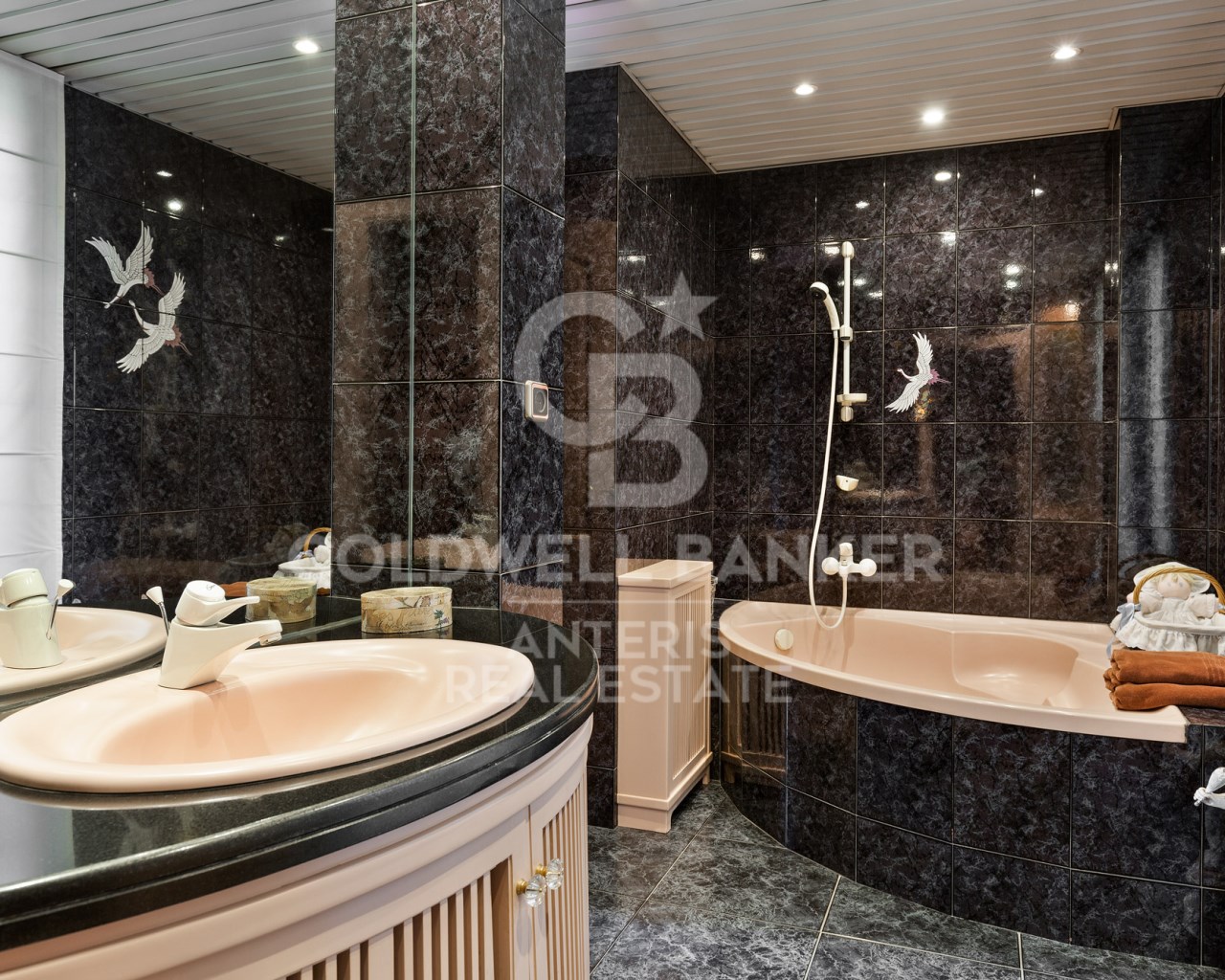 Barcelona, Barcelona, Eixample, La Nova Esquerra d, Barcelona, Catalonia, ES, 6 Bedrooms Bedrooms, ,5 BathroomsBathrooms,Residential,For Sale,Barcelona, Barcelona, Eixample, La Nova Esquerra d,1619004