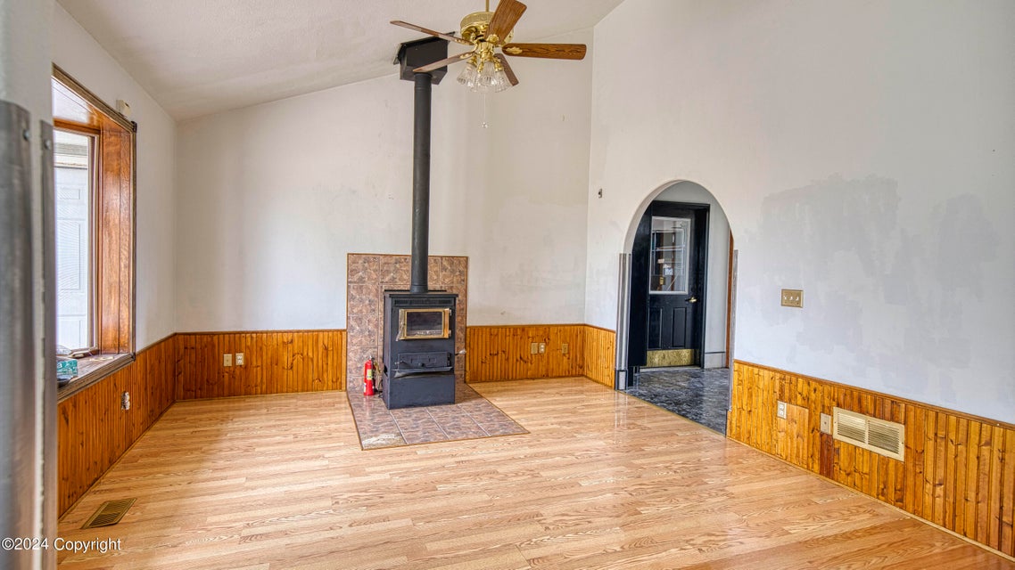 Gillette, Wyoming, 82718, United States, 3 Bedrooms Bedrooms, ,3 BathroomsBathrooms,Residential,For Sale,1977220