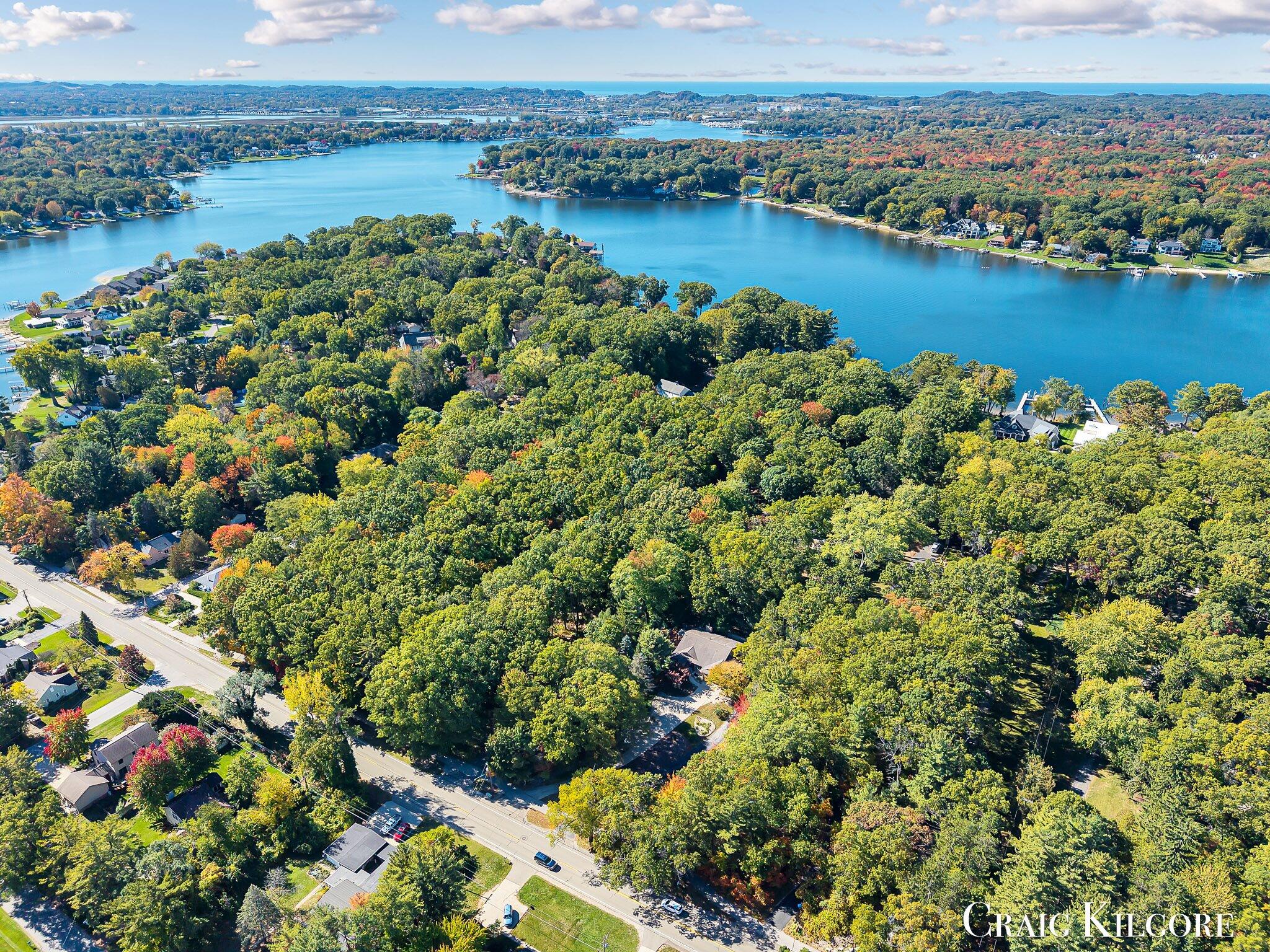 Spring Lake, Michigan, 49456, United States, 2 Bedrooms Bedrooms, ,3 BathroomsBathrooms,Residential,For Sale,2003157