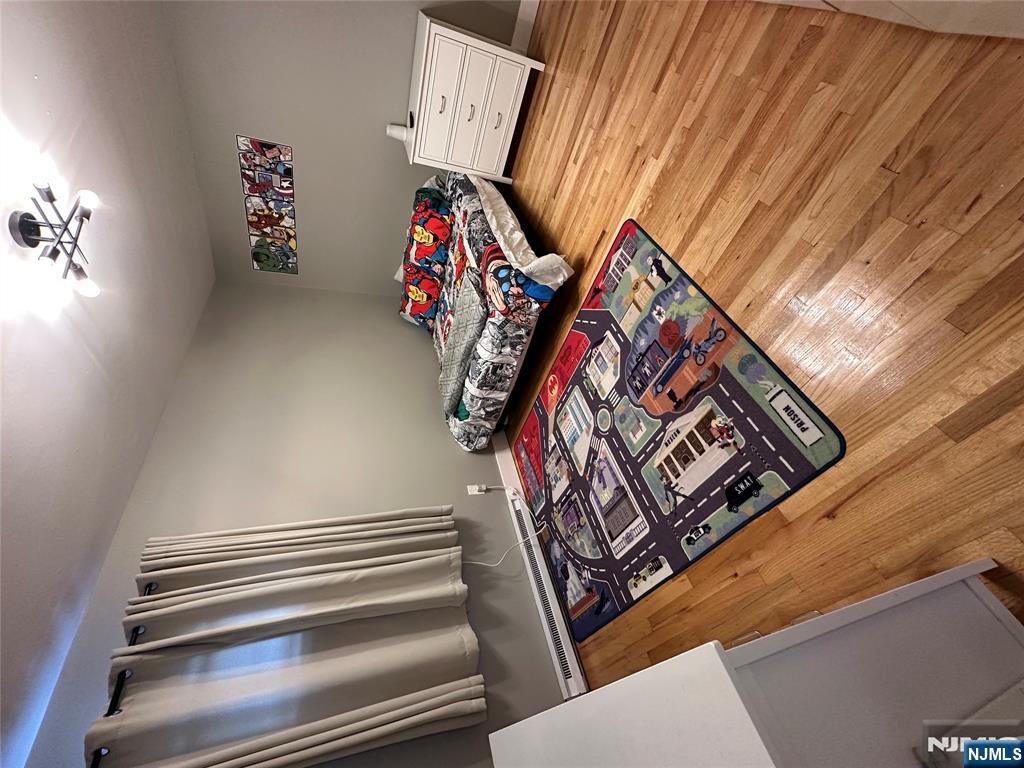 Secaucus, New Jersey, 07094, United States, 8 Bedrooms Bedrooms, ,5 BathroomsBathrooms,Residential,For Sale,1938103