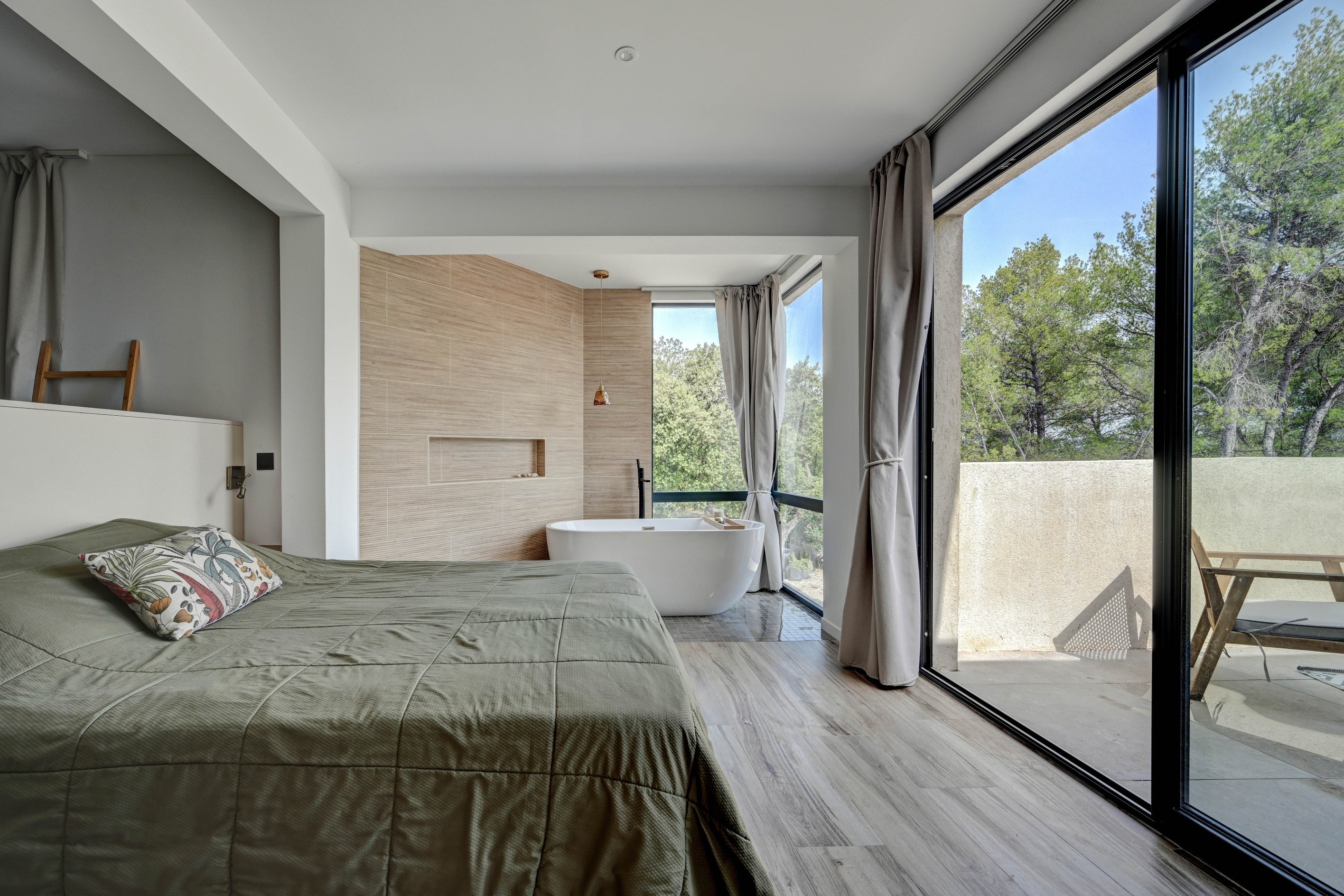  Exceptional Contemporary Proprety with view - 物件實景