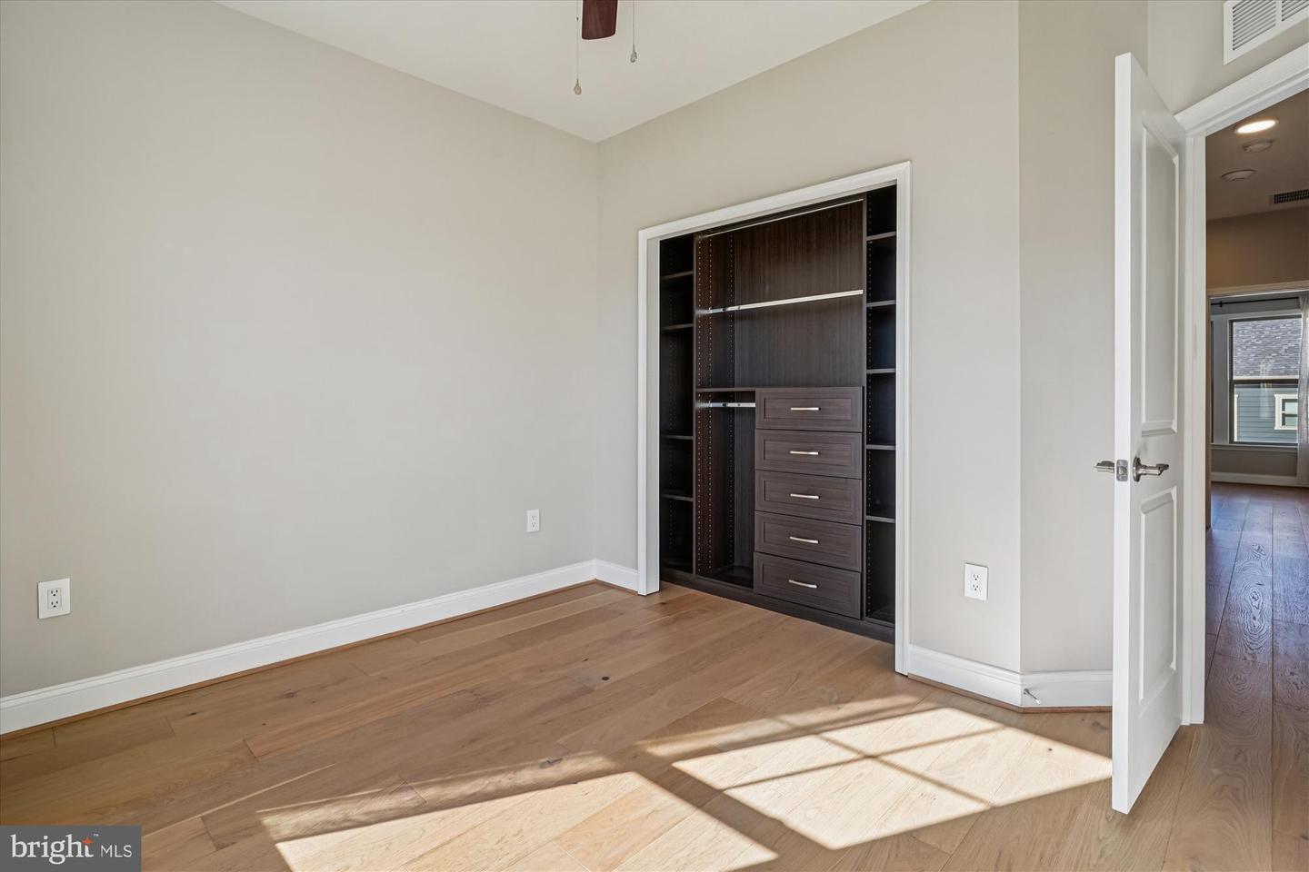 Dumfries, Virginia, 22026, United States, 3 Bedrooms Bedrooms, ,3 BathroomsBathrooms,Residential,For Sale,1988317