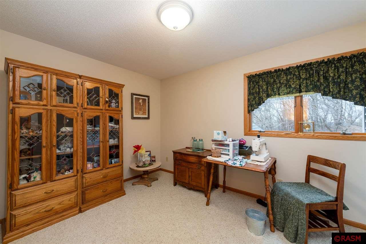 Mankato, Minnesota, 56001, United States, 4 Bedrooms Bedrooms, ,3 BathroomsBathrooms,Residential,For Sale,1841508