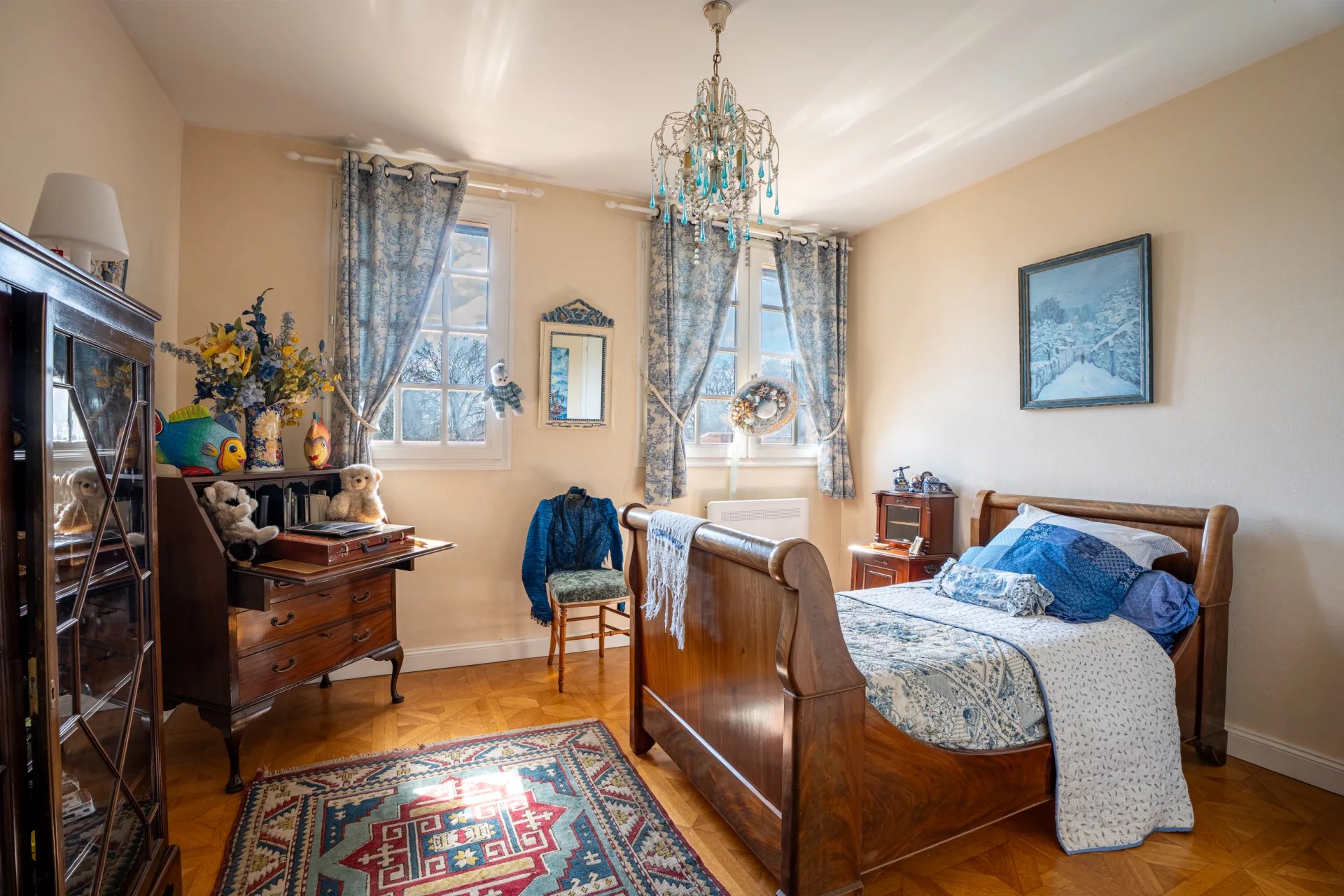 Charbonnières-les-Bains, Auvergne-Rhône-Alpes, 69260, FR, 4 Bedrooms Bedrooms, ,4 BathroomsBathrooms,Residential,For Sale,1994591