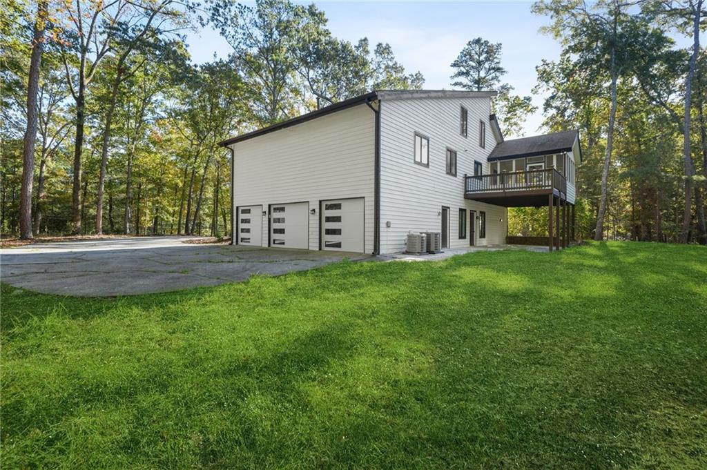 Snellville, Georgia, 30039, United States, 5 Bedrooms Bedrooms, ,4 BathroomsBathrooms,Residential,For Sale,1993862