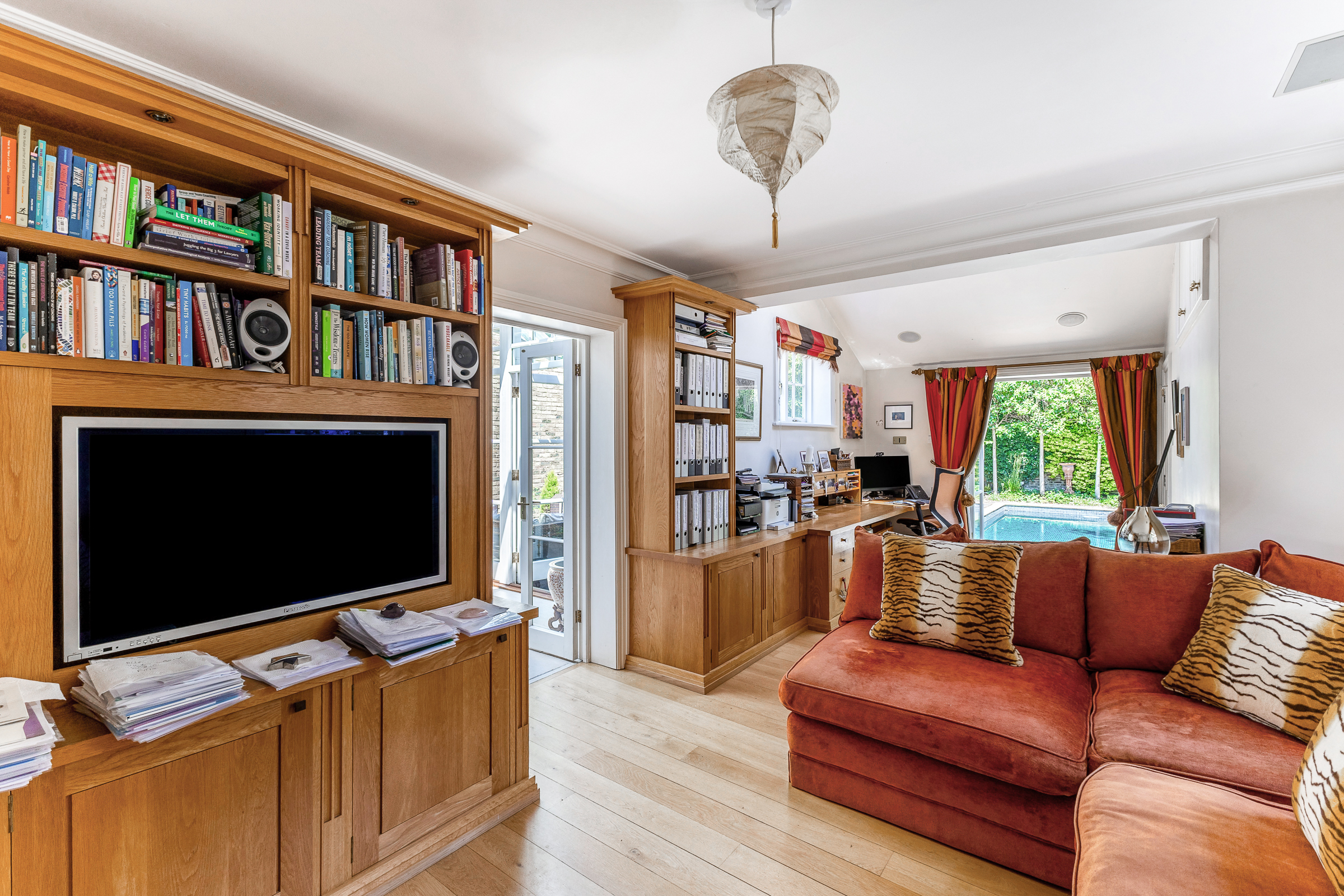  A Detached Victorian Family House with a Swimming Pool in Wimbledon Village - 物件實景